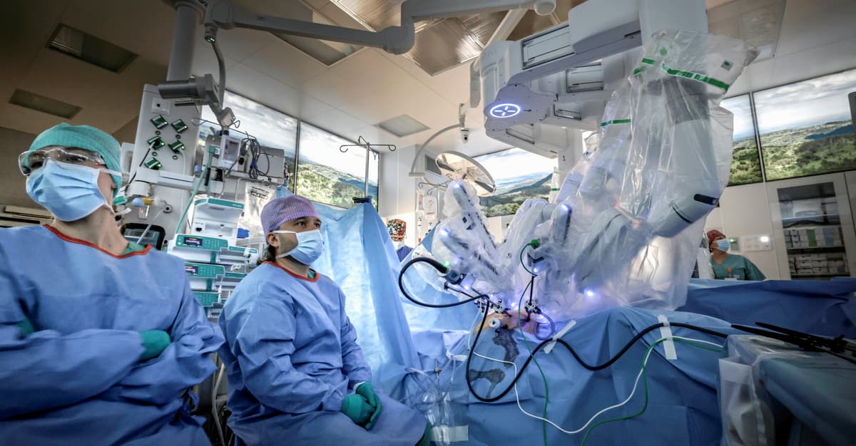 Wielki zryw serca Polaków. Ale czy onkologia dziecięca to najwłaściwszy cel zbiórek? 