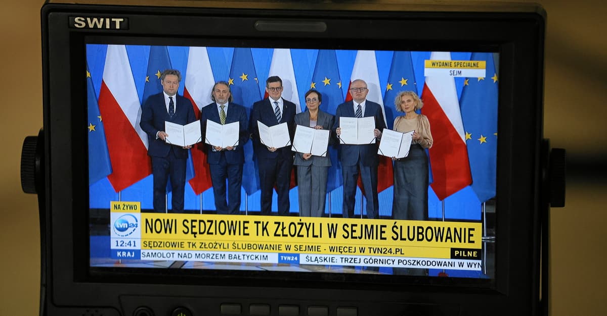 Судьи Конституционного трибунала приняли присягу в Сейме. Без присутствия президента