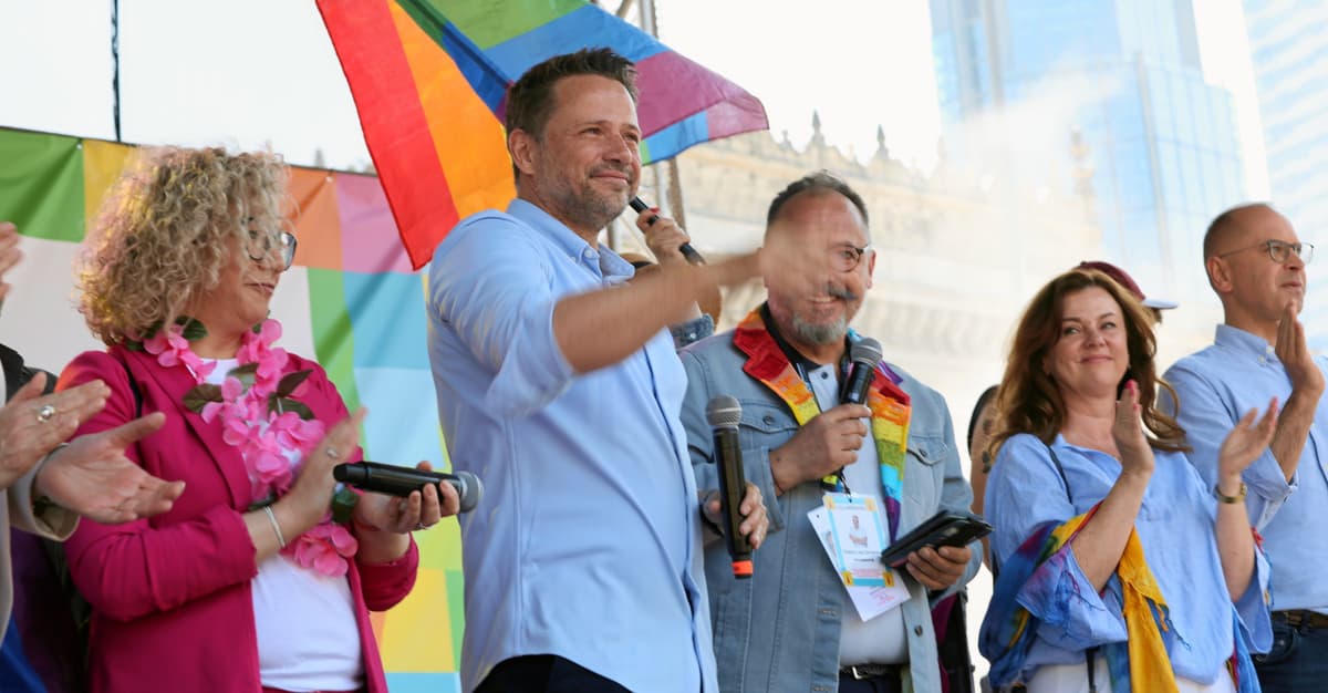 Tylko w OKO.press: Tak może wyglądać odpis aktu małżeństwa Jakuba i Mateusza. Znamy wytyczne