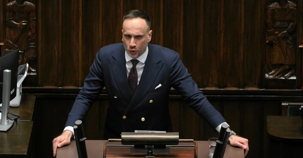 Janusz Kowalski zakiwał PiS ws. kryptowalut. I wepchnął w spór z Morawieckim i Nawrockim