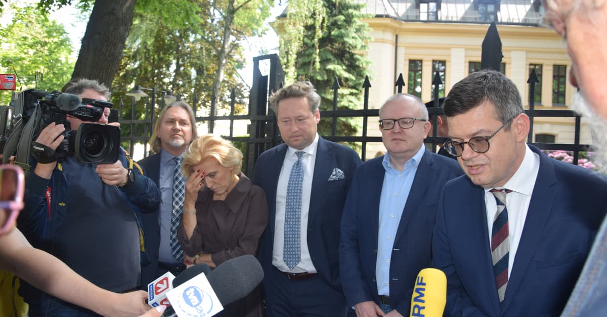 Sędziowie z odnowionej KRS dali wsparcie sześciu sędziom TK. Święczkowski ich nie zatrzymał