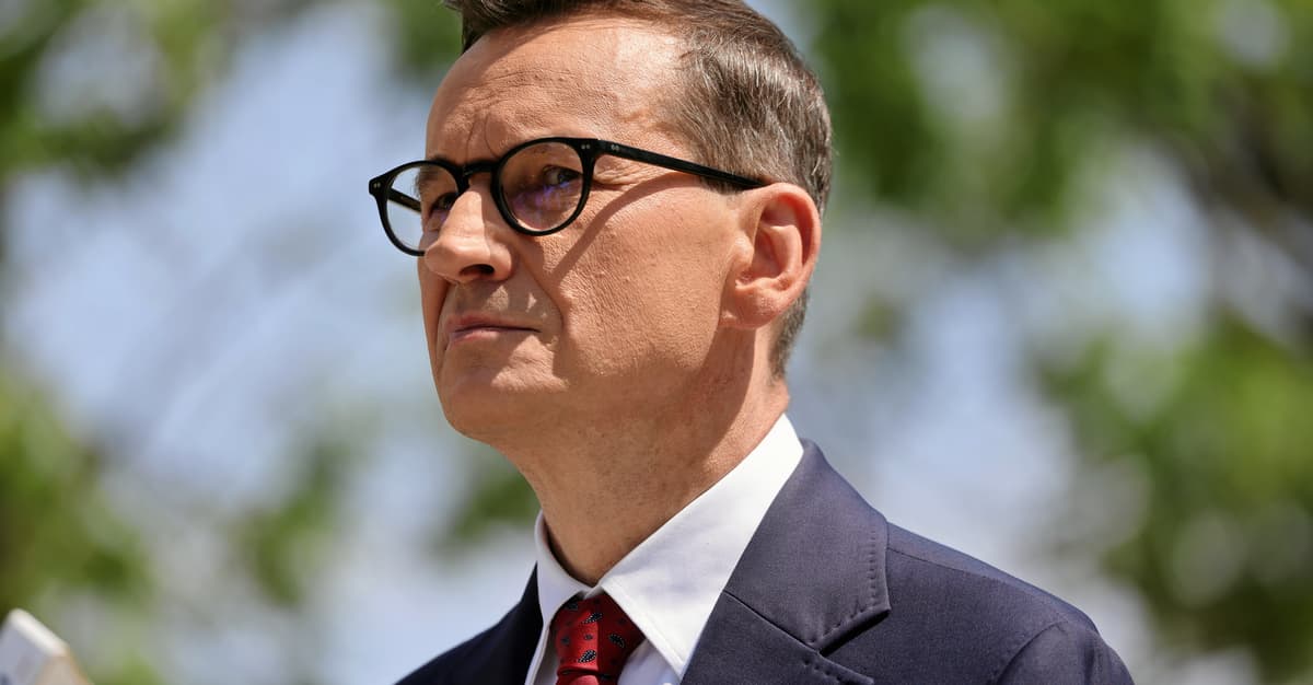 Pomysł Morawieckiego: szkolenia wojskowe dla polityków