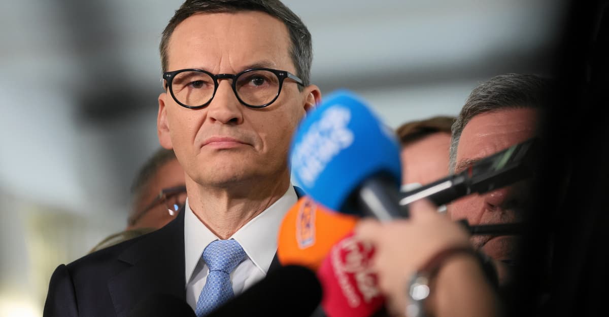 PiS ma teraz (na moment) dwa kluby w Sejmie. Czyżby Morawiecki zaszachował Kaczyńskiego?