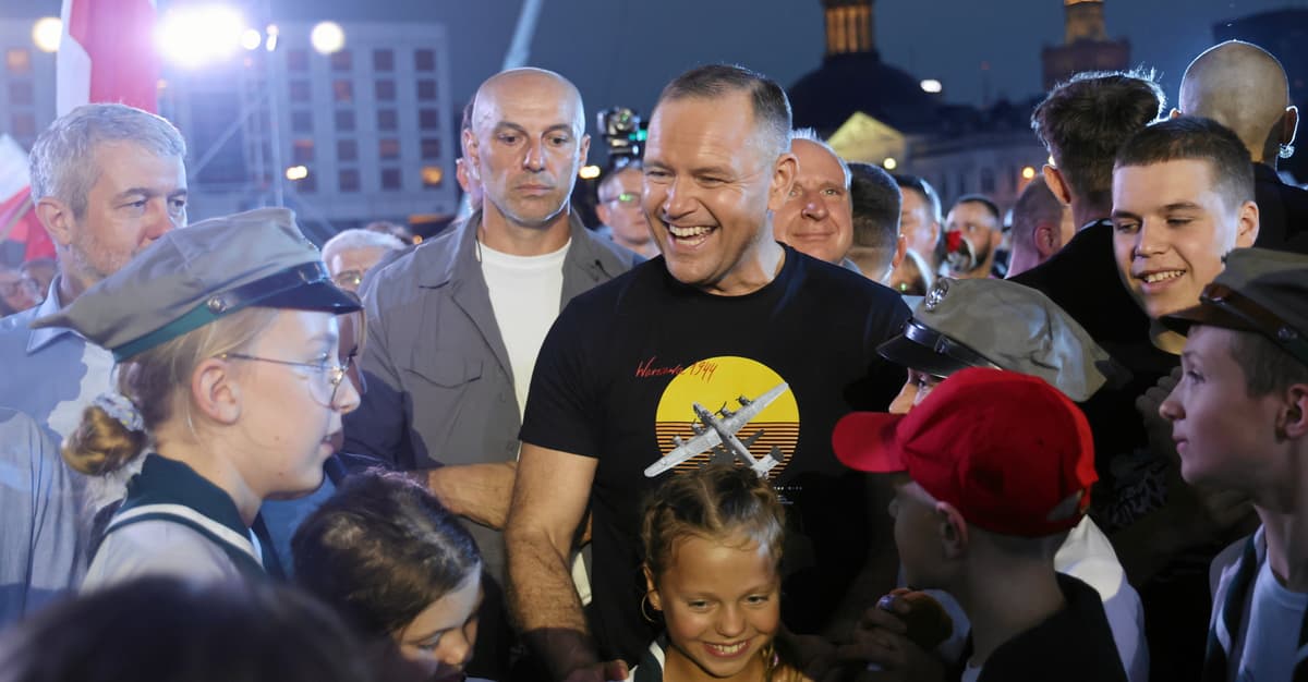 Wampiry. Nawrocki, Sakiewicz i Bąkiewicz przejmują powstanie warszawskie