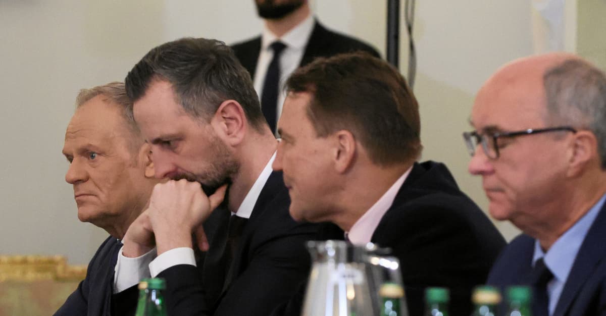 Czy jedna lista da koalicji wygraną w wyborach 2027? Bałamutne sondaże, prawdziwe szacunki