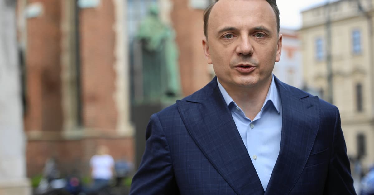 Pytamy Łukasza Gibałę: Wsparcie rodziny jest w polityce przydatne?