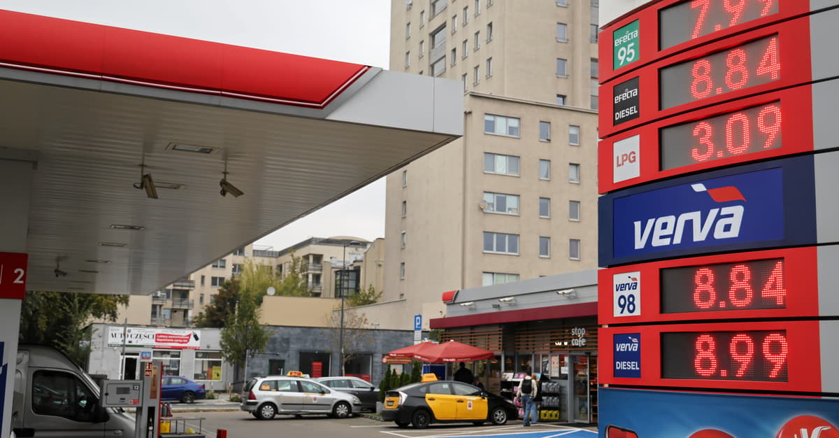 „Potężny i permanentny drenaż portfeli kierowców”. Będzie diesel po 10 zł?