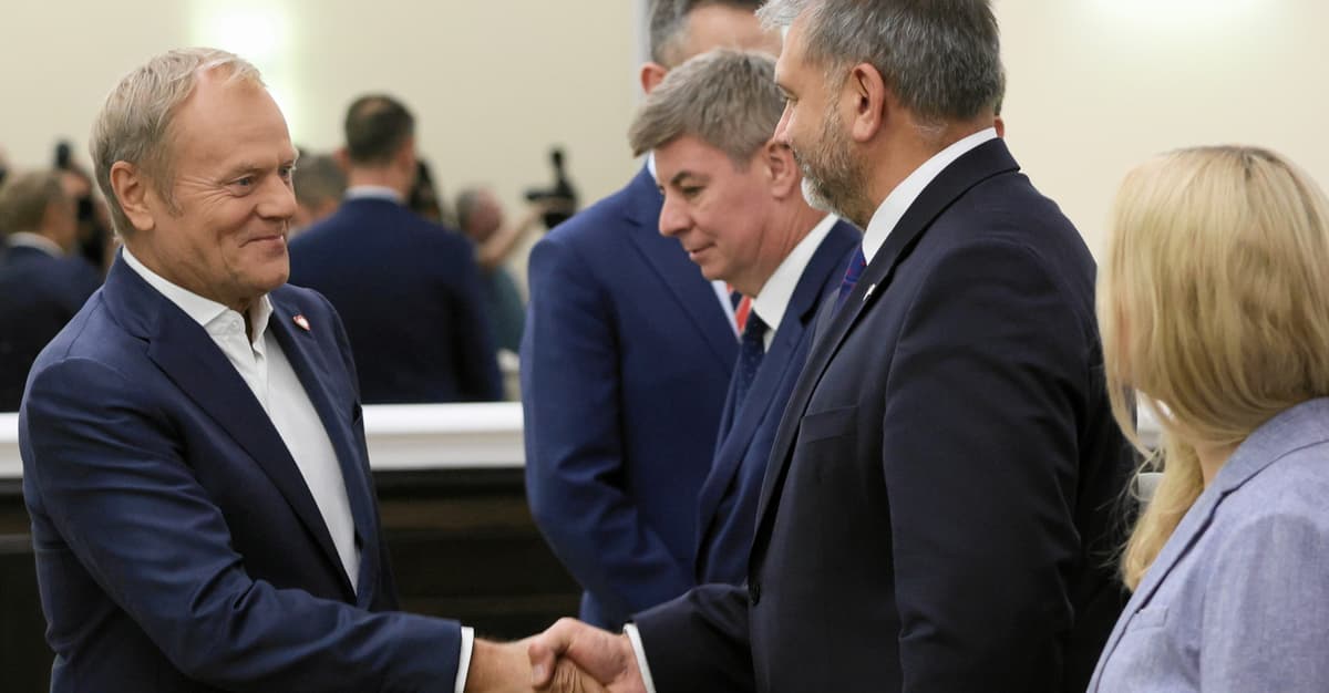 To będzie jesień w różowych barwach dla koalicji Papy. „Jesteśmy silni słabością gorszego sortu”