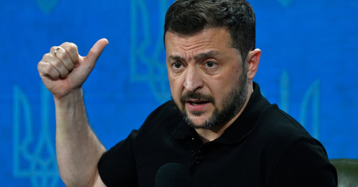 Zełenski: Na Polskę leciały 92 drony