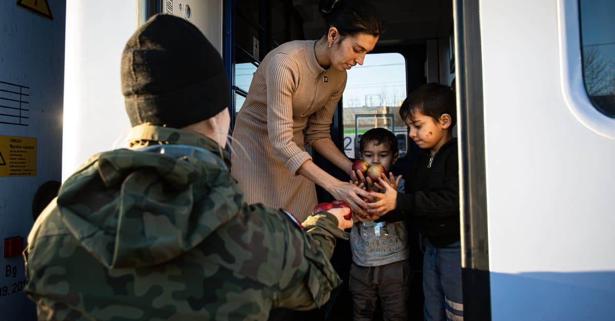 Wiele dzieci cudzoziemskich utraci 800+. Prof. Szarfenberg przed debatą w Sejmie o specustawie ukraińskiej