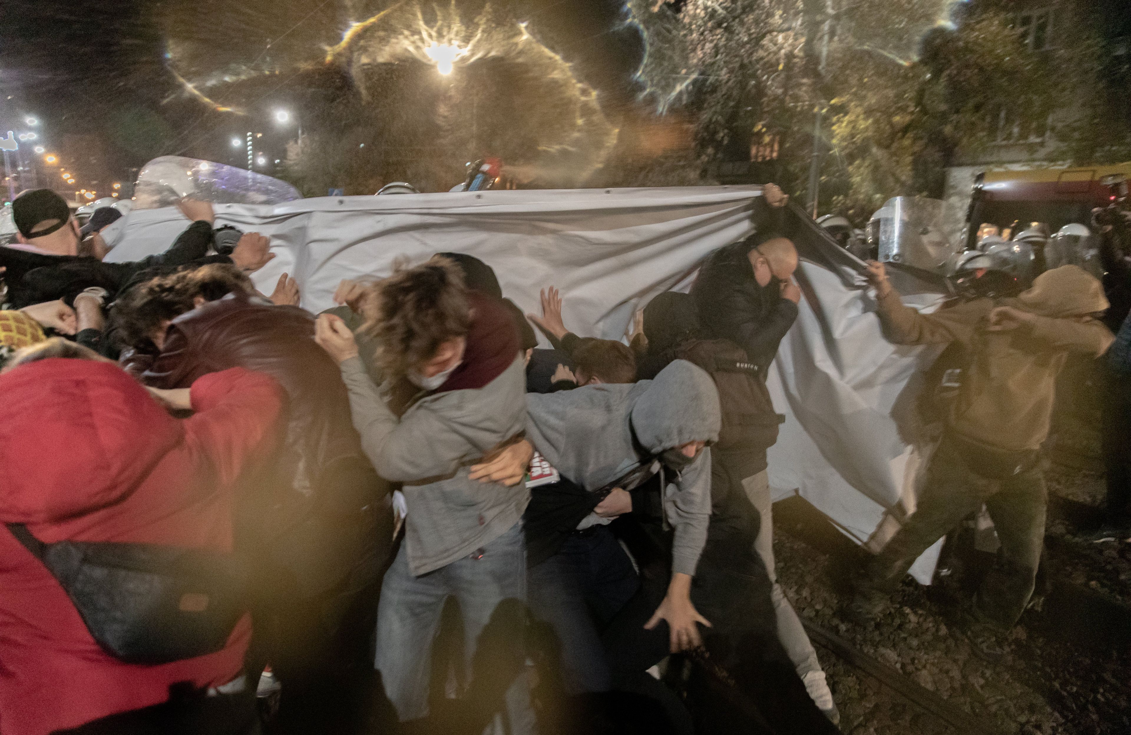 Protest w Warszawie po wyroku w sprawie prawa aborcyjnego