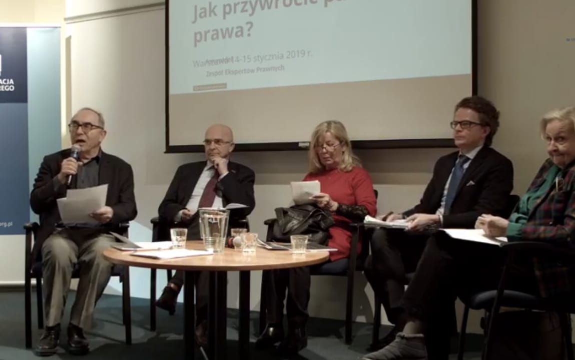 Grafika do artykułu "Powstało wiele sytuacji, wiele zdarzeń i krzywd nieodwracalnych". Czy uda się przywrócić państwo prawa?