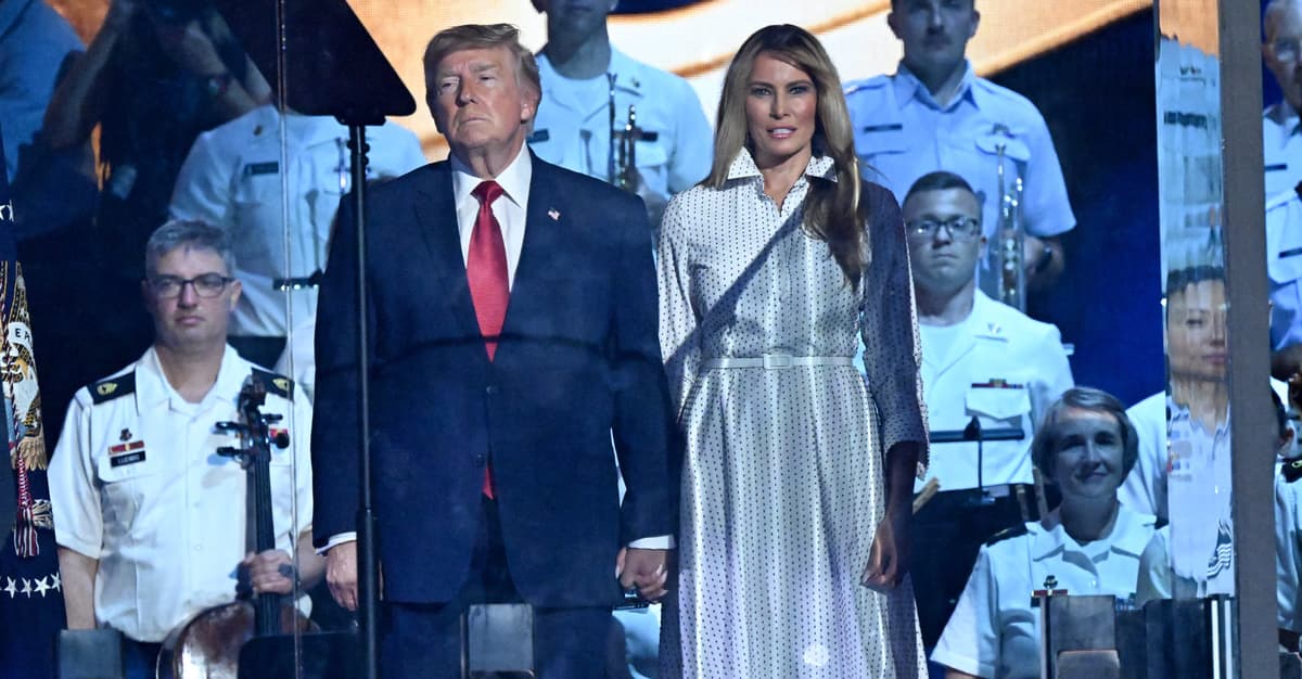 Donald Trump ostrzega przed widmem komunizmu z okazji 250-lecia USA