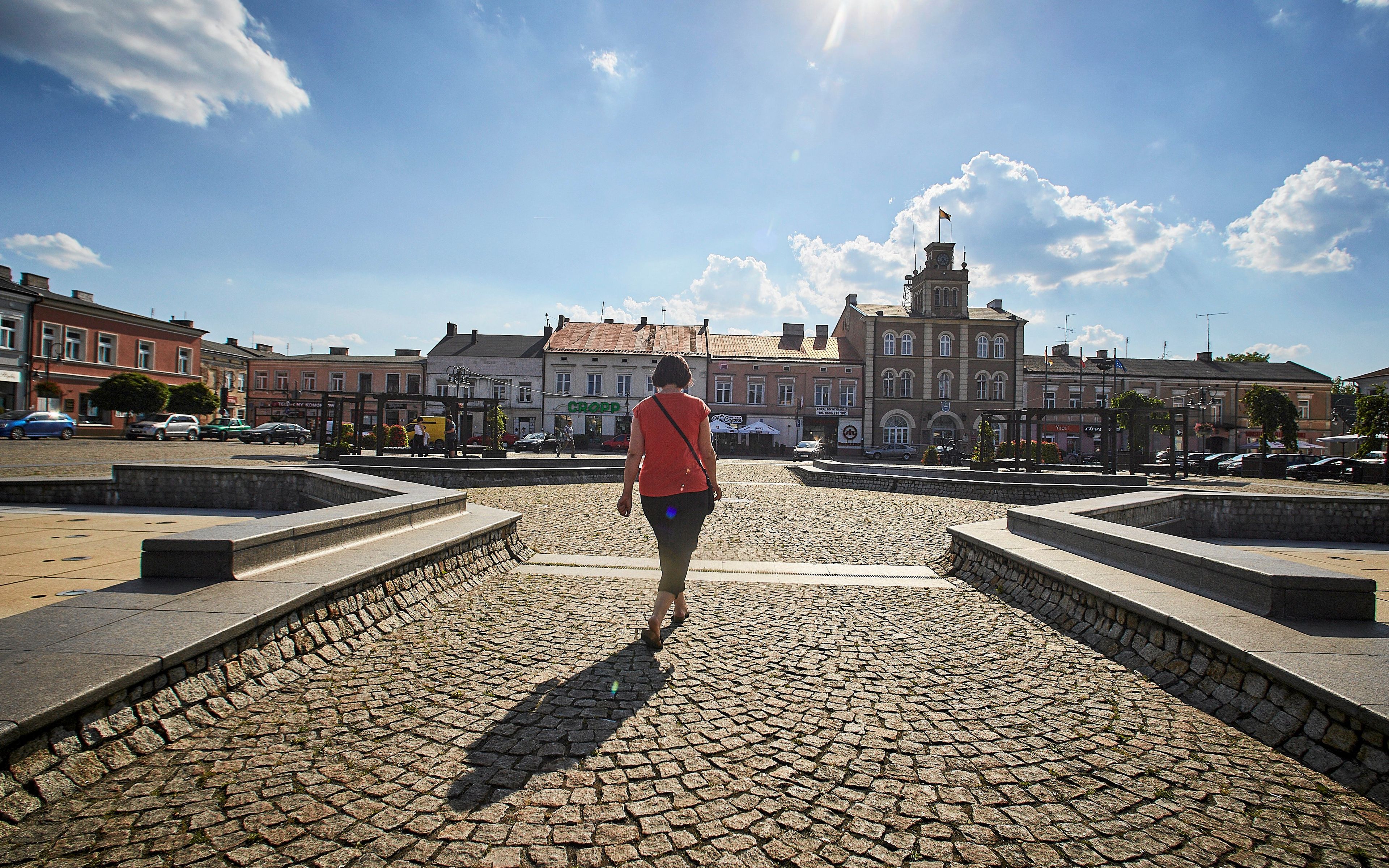 11.06.2019 Skierniewice , nieczynna fontanna z powodu braku wody w miescie .
Fot. Marcin Stepien / Agencja Gazeta