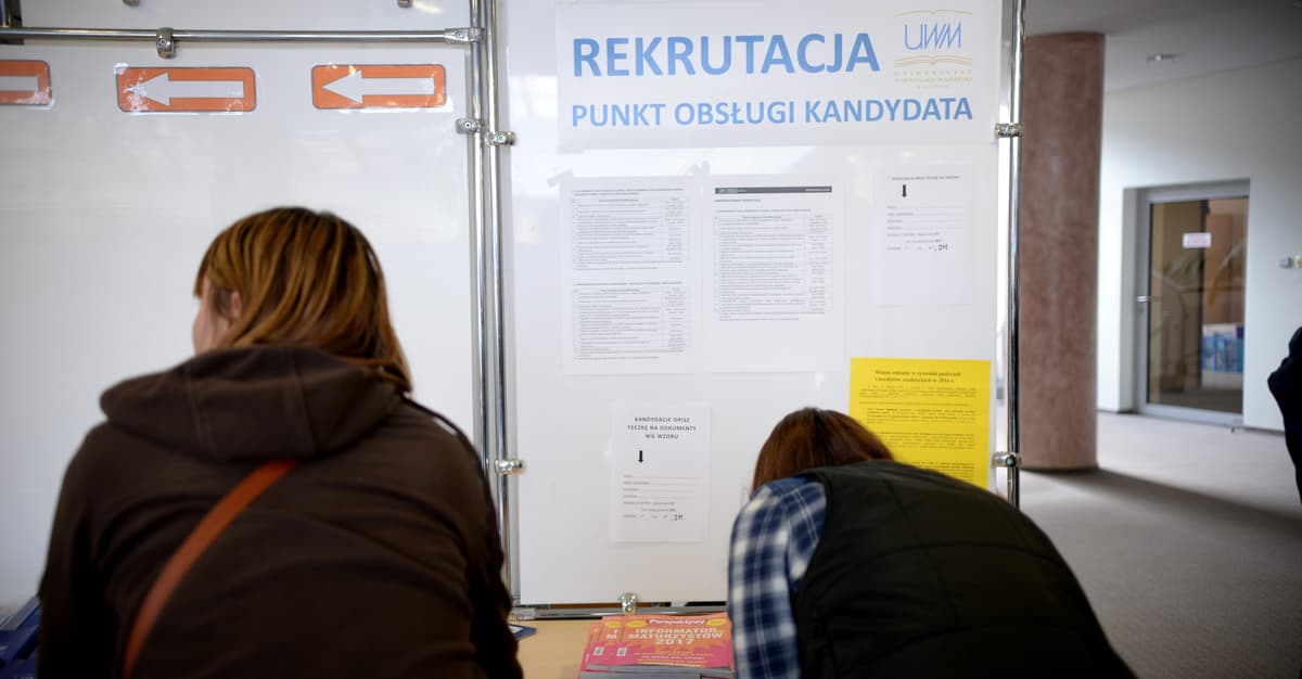 Ania z Mościsk nie pójdzie na studia w Polsce, bo minister nauki w trakcie rekrutacji zmienił zasady