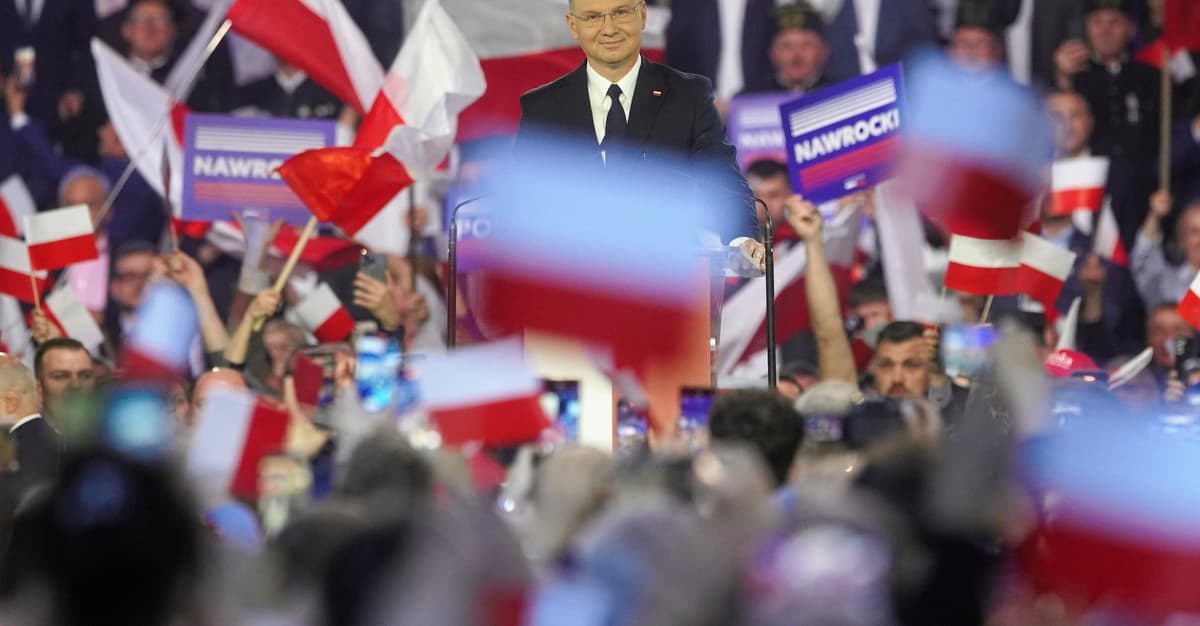 Andrzej Duda przyjechał na wiec Karola Nawrockiego