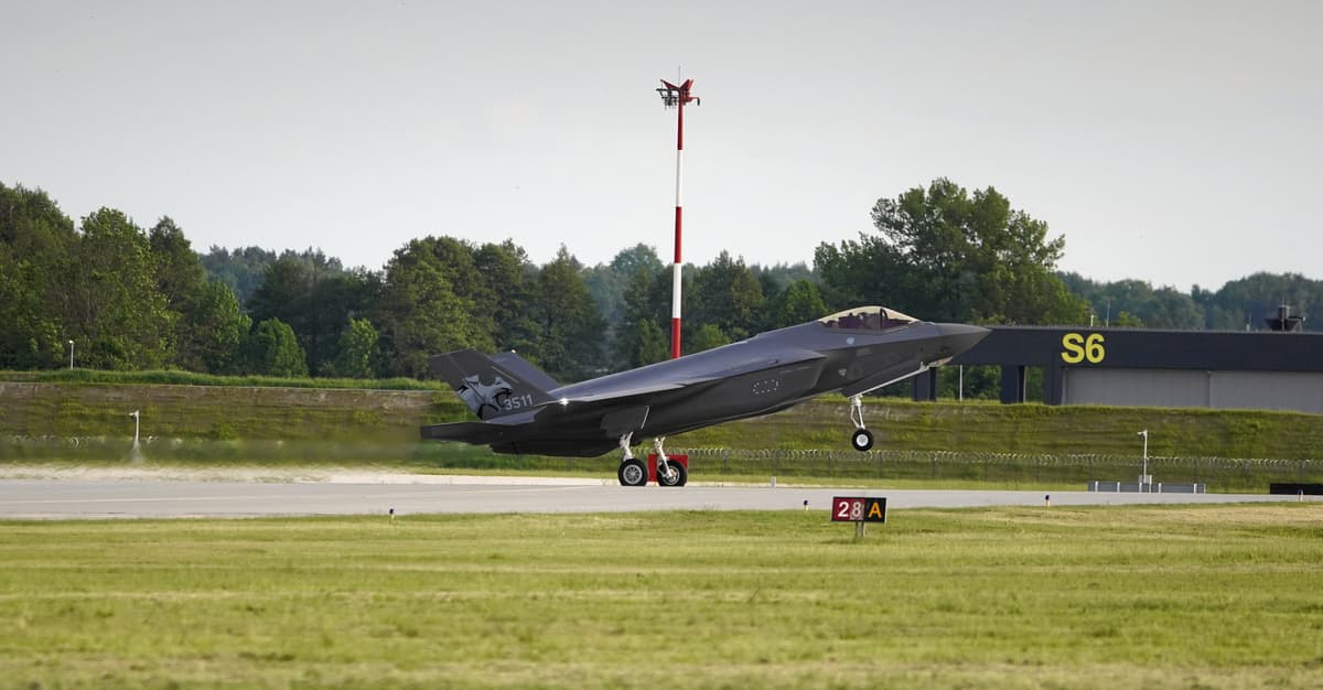 „Wielki dzień dla Polski”. F-35 już w kraju