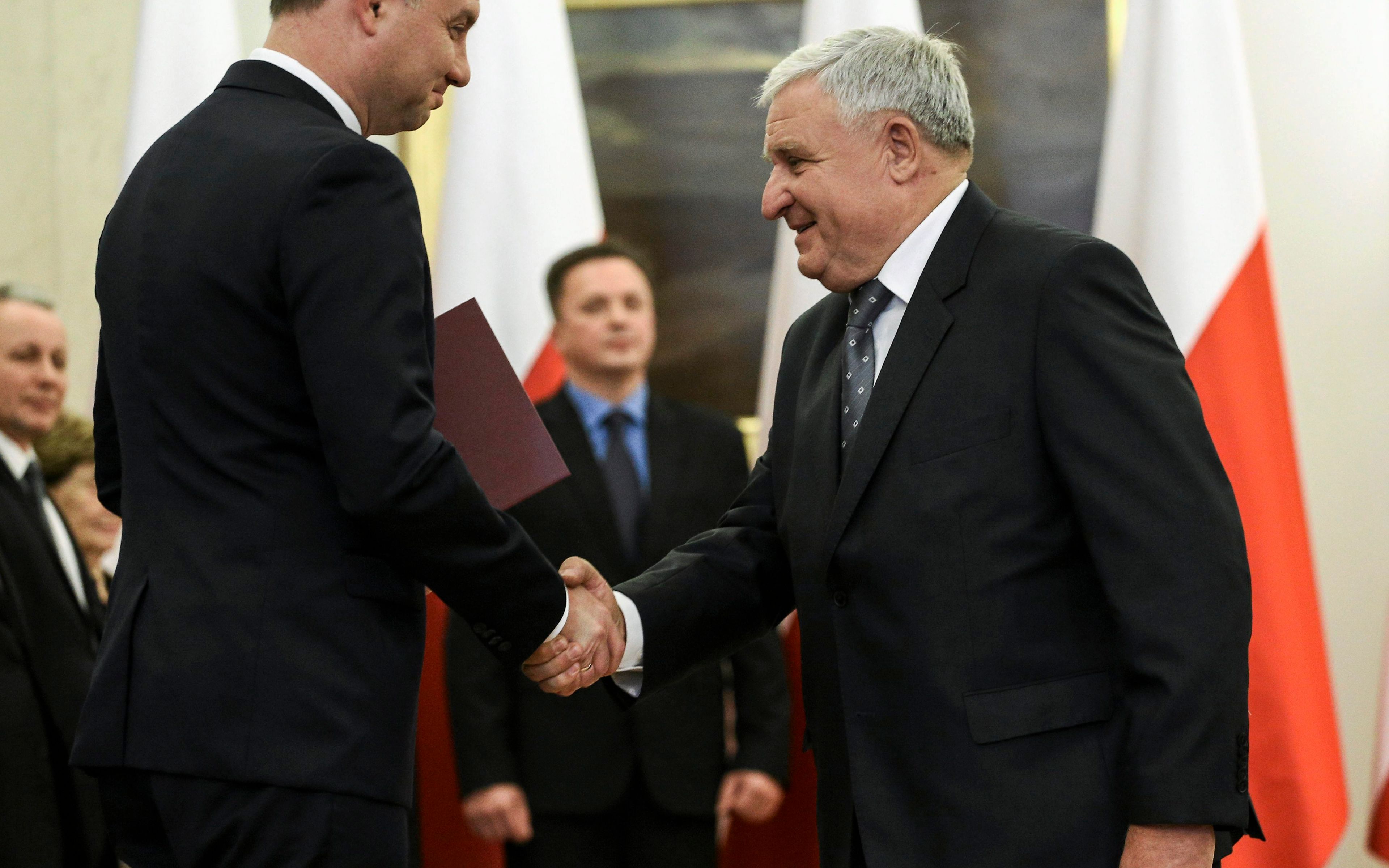 16.10.2015 Warszawa , Palac Prezydencki . Prezydent Andrzej Duda oraz Kazimierz Kujda podczas powolania czlonkow Narodowej Rady Rozwoju .
Fot. Adam Stepien / Agencja Gazeta