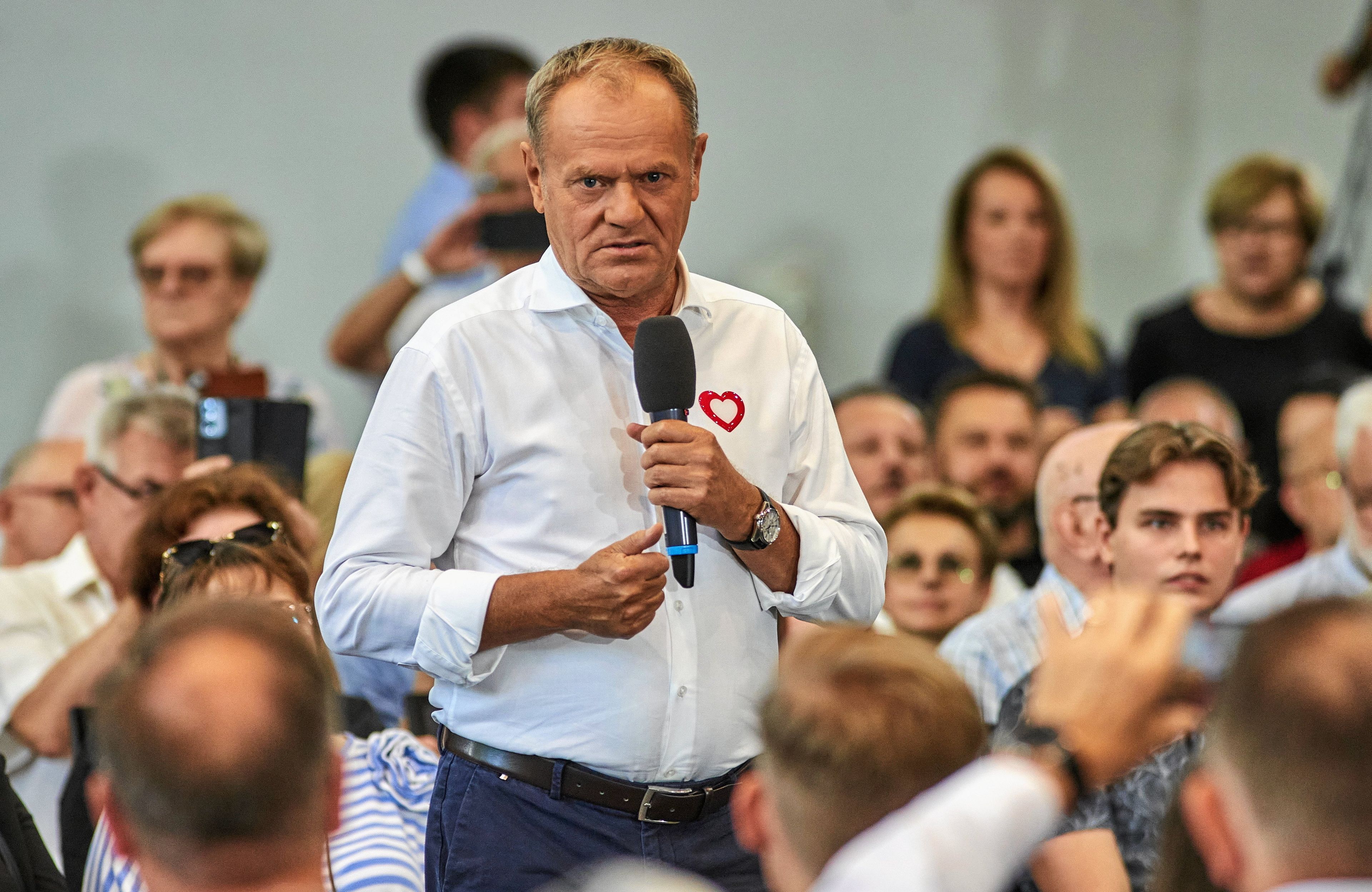 Premier Donald Tusk, spotkanie z mieszkańcami, Pabianice, 26.07.2025