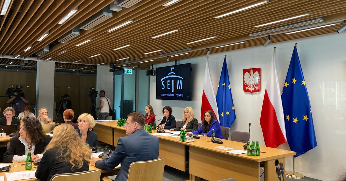 Sejmowa komisja ds. aborcji przyjęła dwa projekty. „Liderzy polityczni się dogadali”