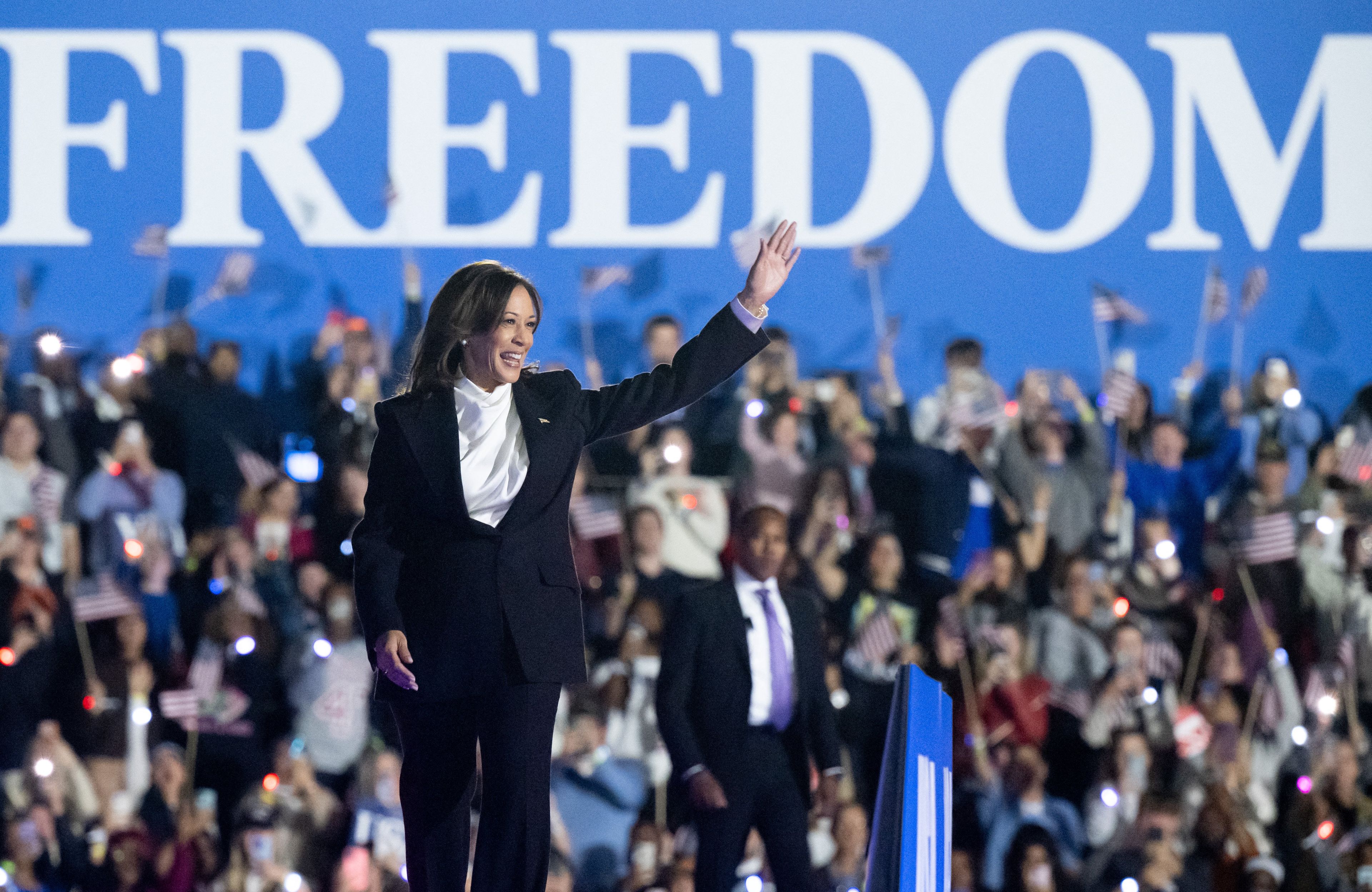 Wiceprezydent USA i kandydatka na prezydenta z ramienia Demokratów, Kamala Harris, podczas przemówienia w Waszyngtonie, 29 października 2024 roku.