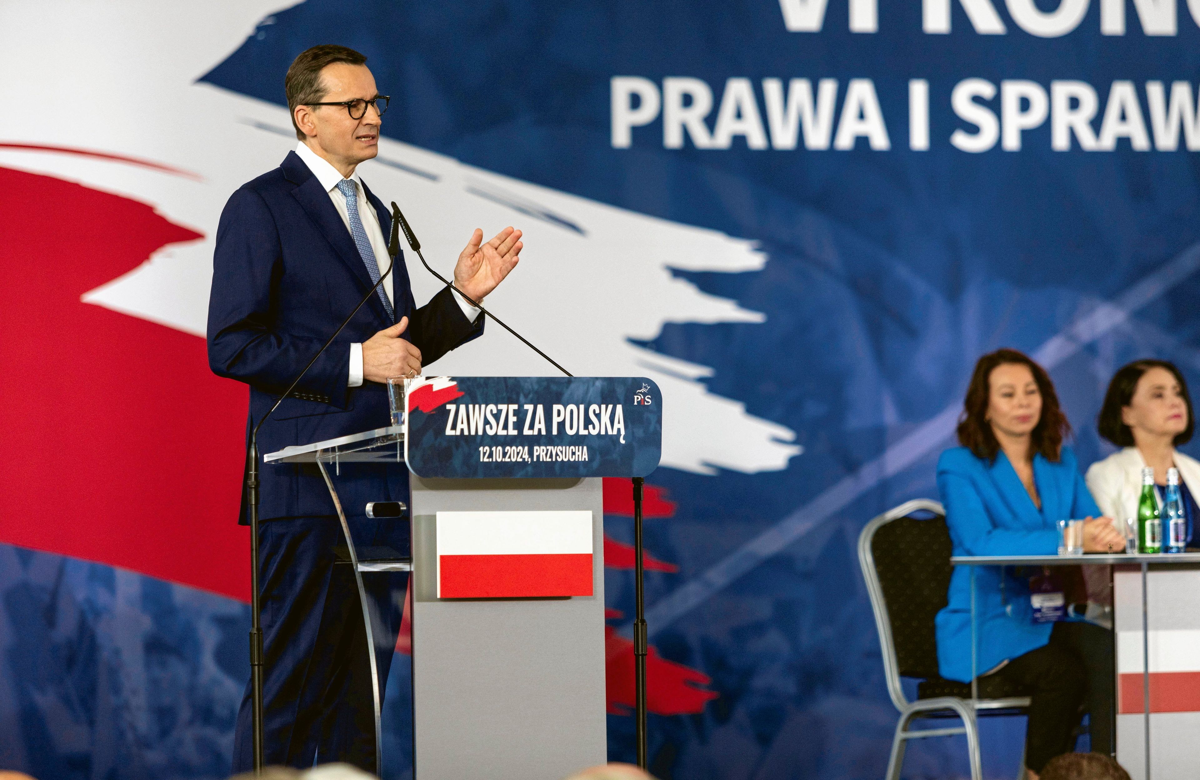 Mateusz Morawiecki przemawia na kongresie PiS