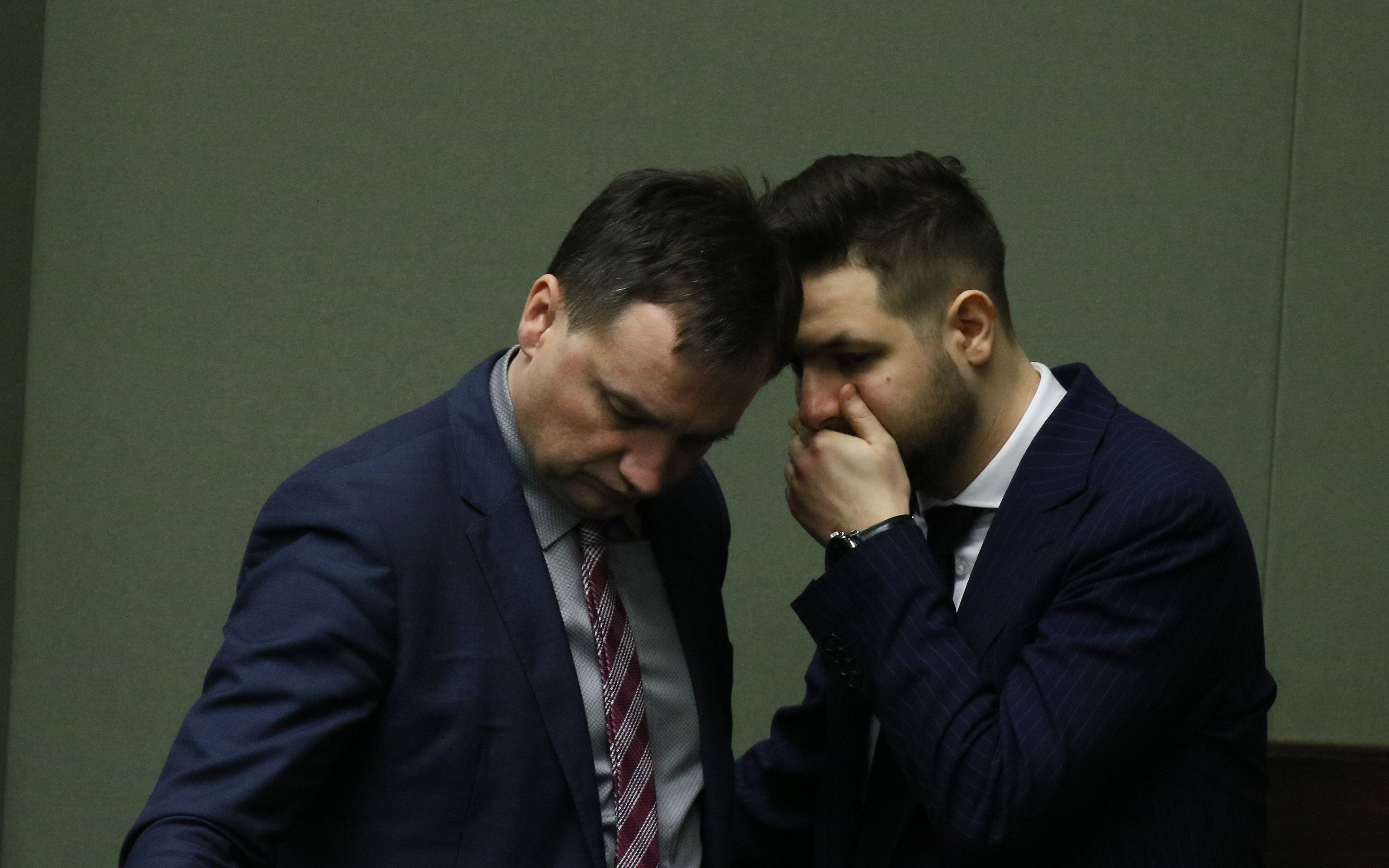 16.01.2019 Warszawa , Sejm .  Minister sprawiedliwosci Zbigniew Ziobro , Patryk Jaki podczas glosowania nad poprawkami do Ustawy Budzetowej na rok 2019 .
Fot. Slawomir Kaminski / Agencja Gazeta
