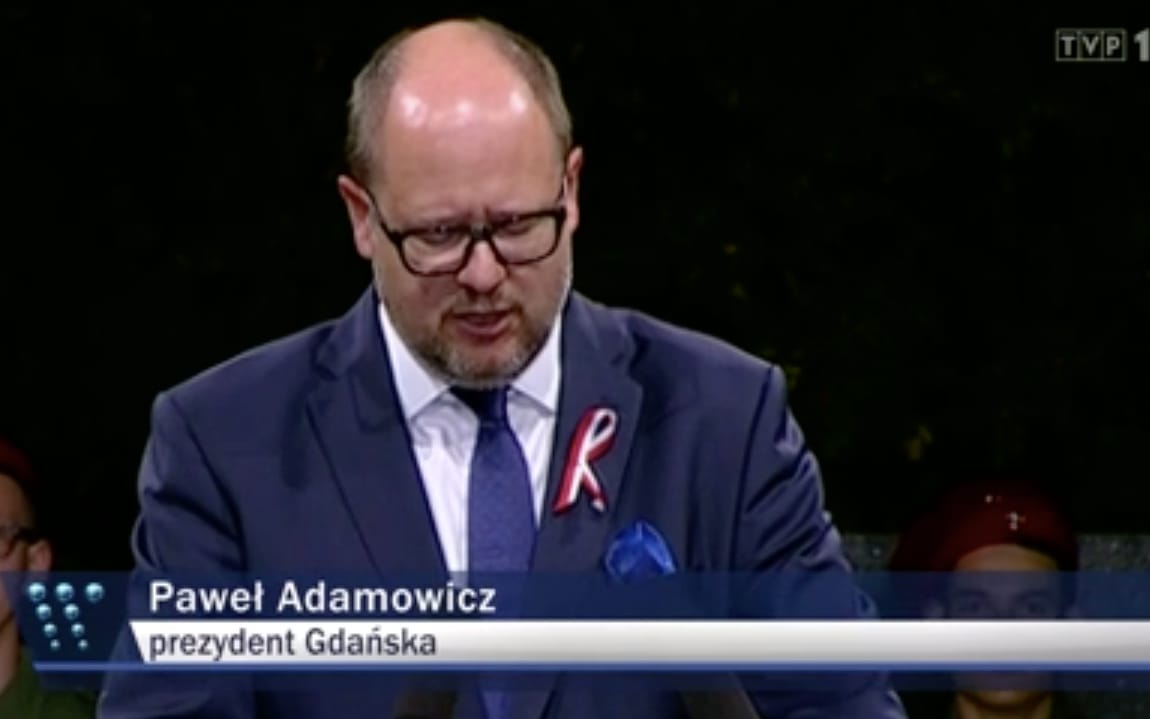 Grafika do artykułu TVP mówiła o Adamowiczu prawie 1800 razy w 2018 roku. Średnio prawie 5 razy dziennie