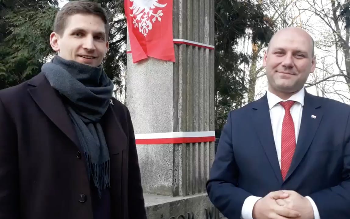 Grafika do artykułu Organizacje związane z wiceszefem MSZ dostały dotacje z NIW. Mogą lepiej promować wiceministra