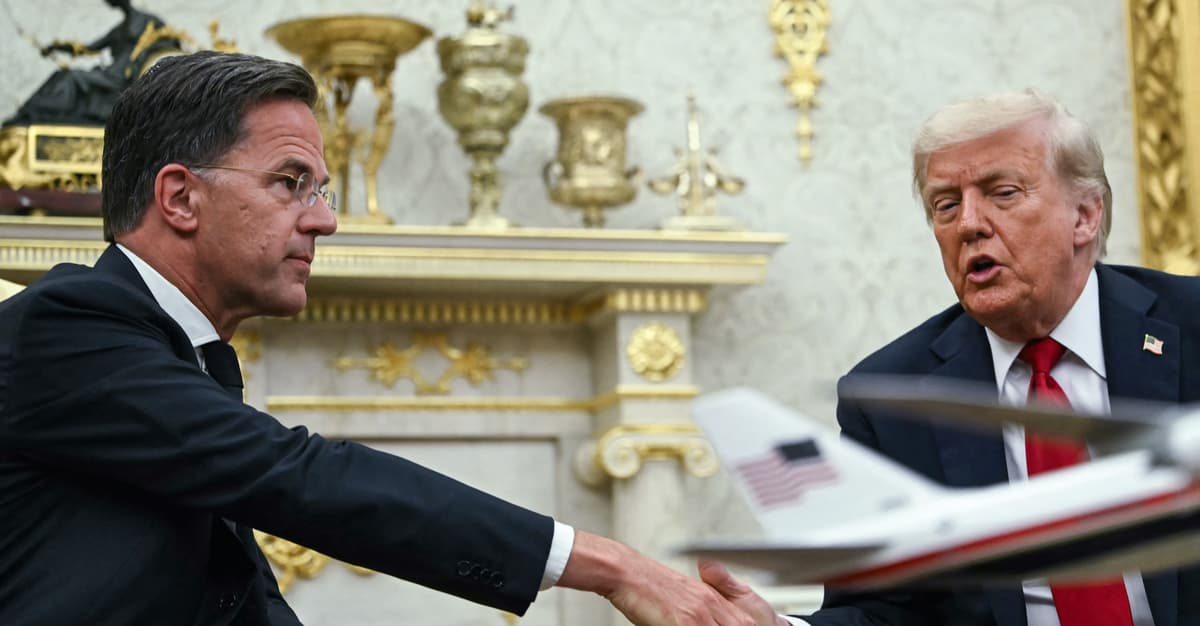 Trump confirms massive arms deliveries to Ukraine. And threatens Russia with tariffs.