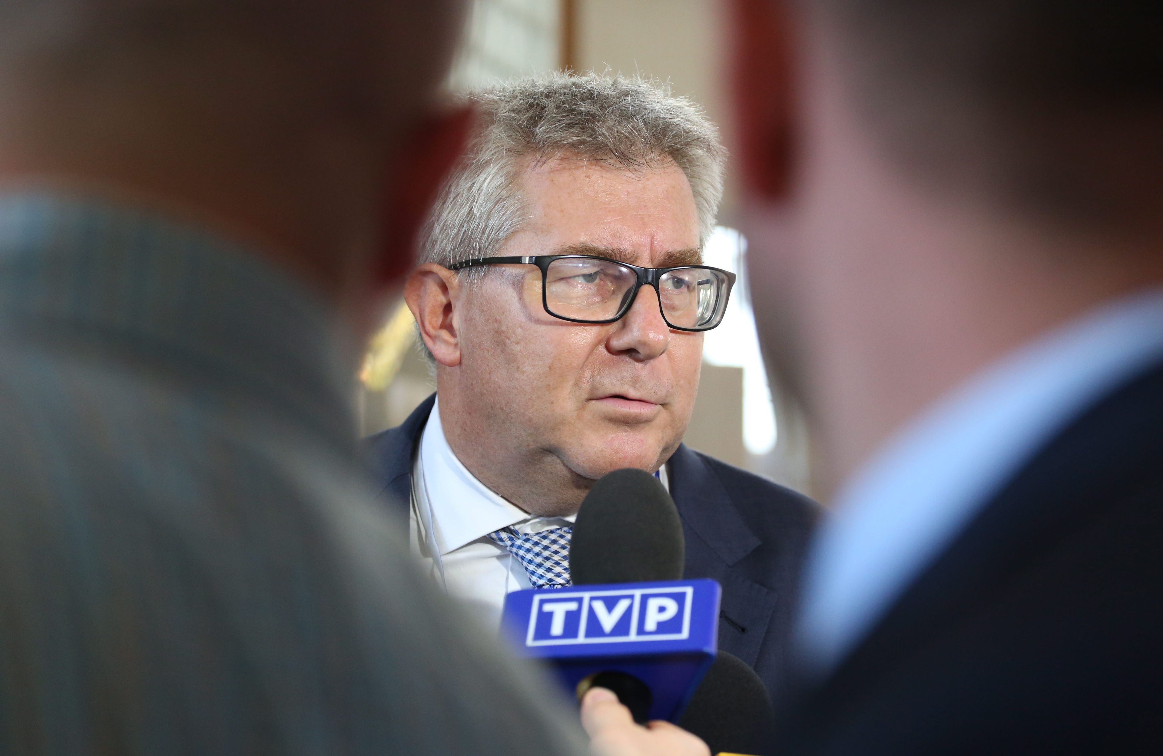 Zamknieta dla mediow Rada Polityczna PiS
