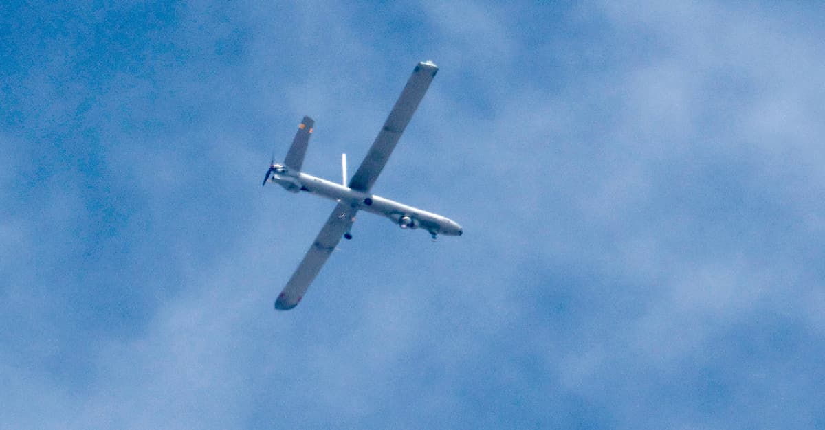 Ukraińskie drony zaatakowały rafinerie i zakłady zbrojeniowe w Rosji