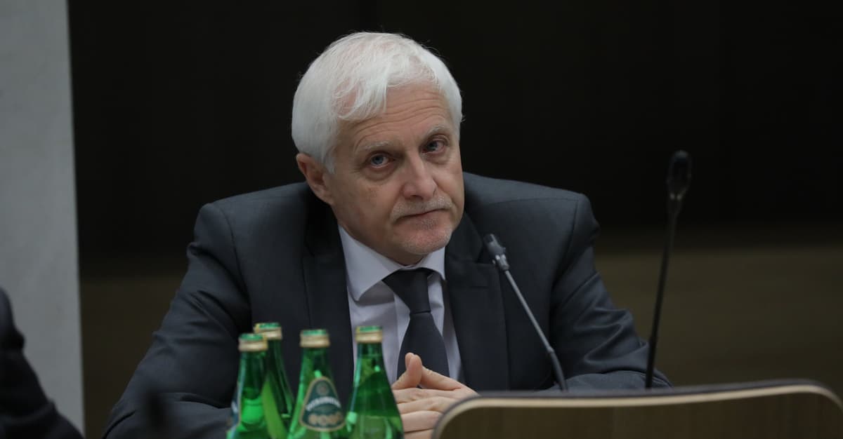 Zwycięstwo 15 sędziów z listy praworządnościowej w wyborach do KRS. Radzik dostał tylko 14 głosów!