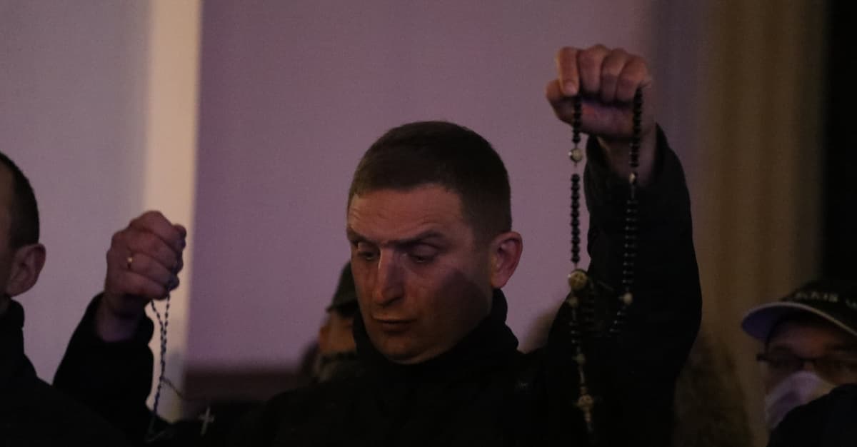 Судебный пристав собрал оставшуюся часть приговора с Бонкевича за избиение бабушки Каси