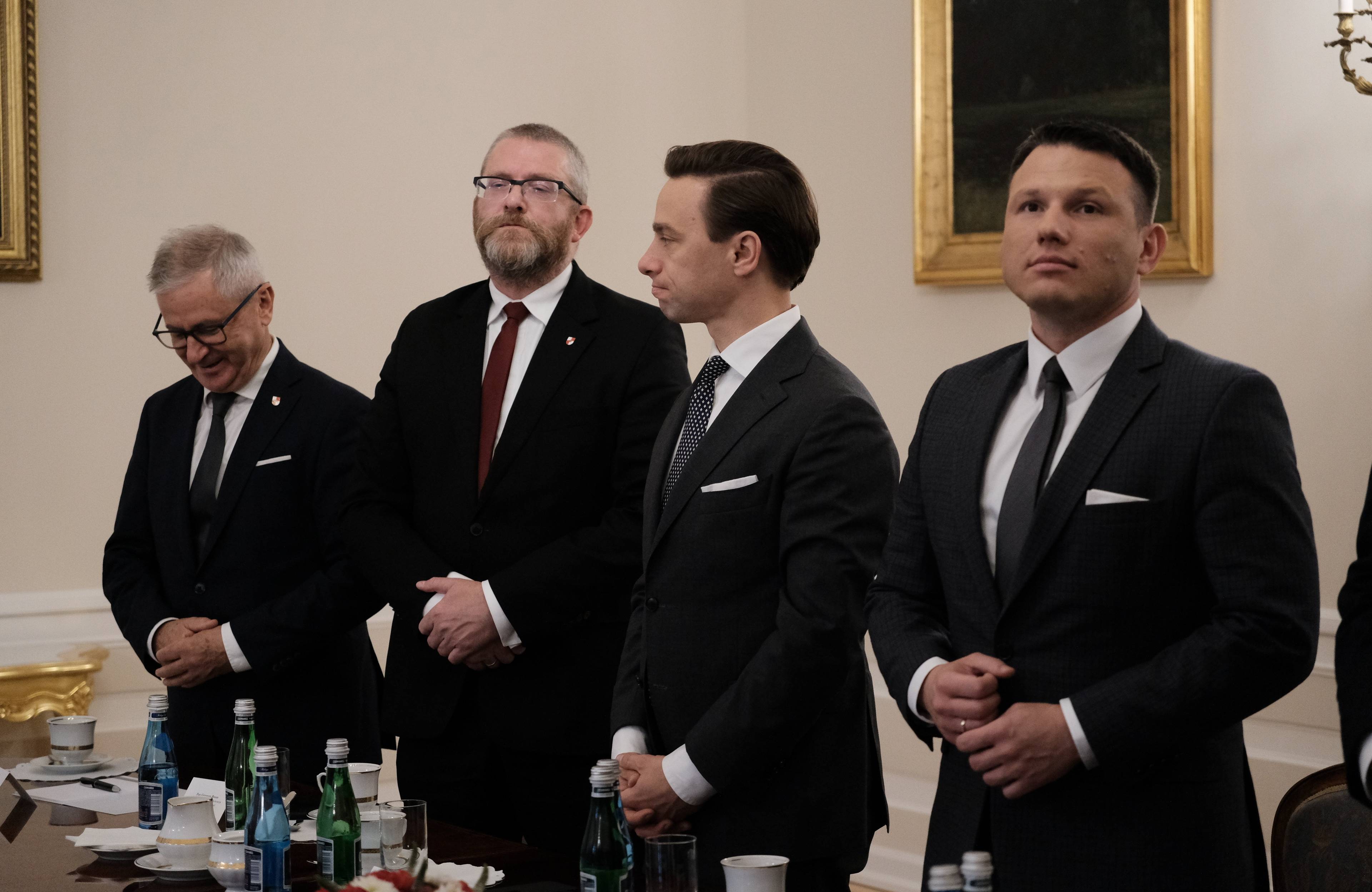 Spotkanie prezydenta Andrzeja Dudy z przedstawicielami KW Konfederacja
