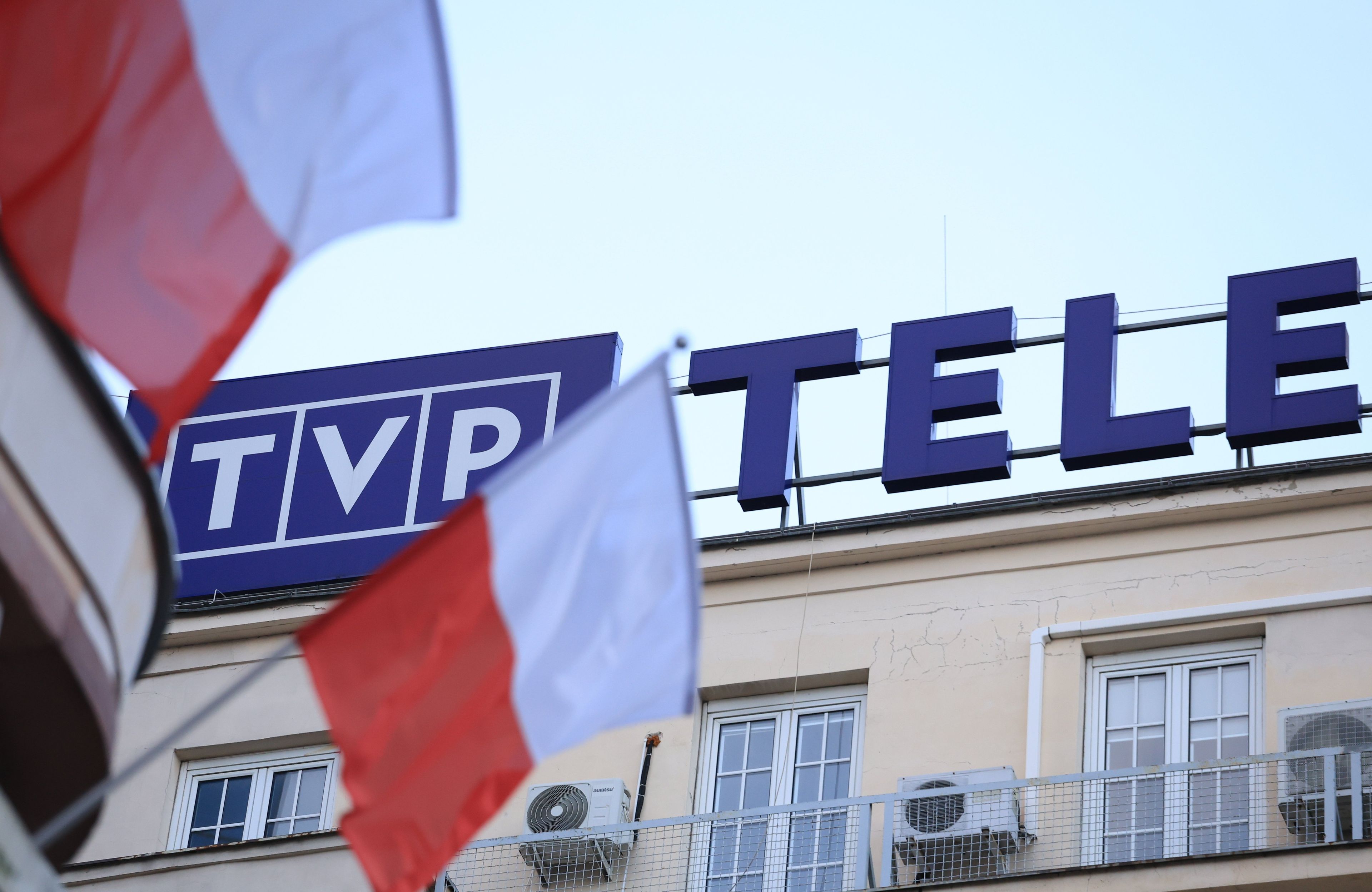 Siedziba i logo TVP