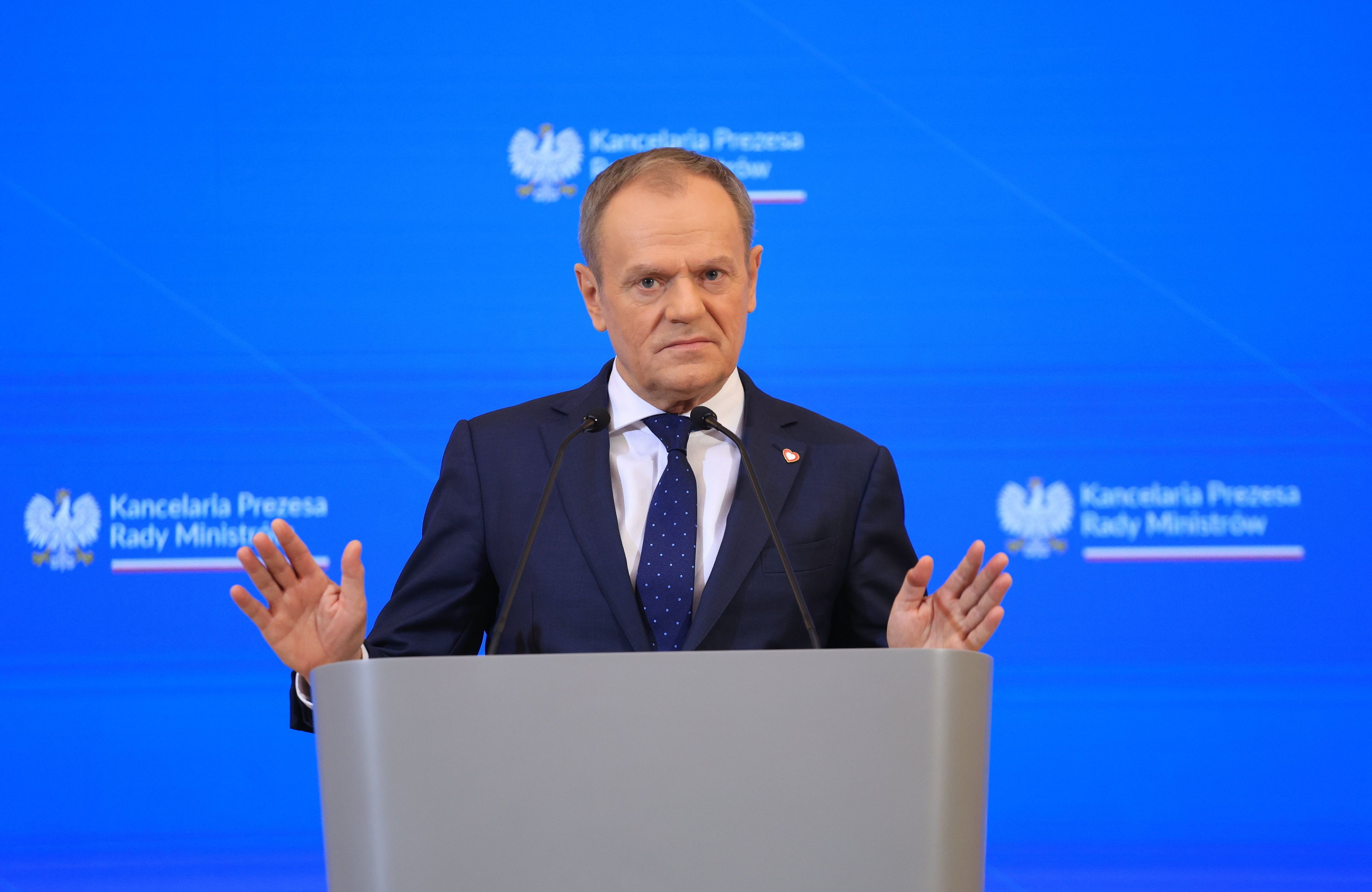 Donald Tusk za mównicą