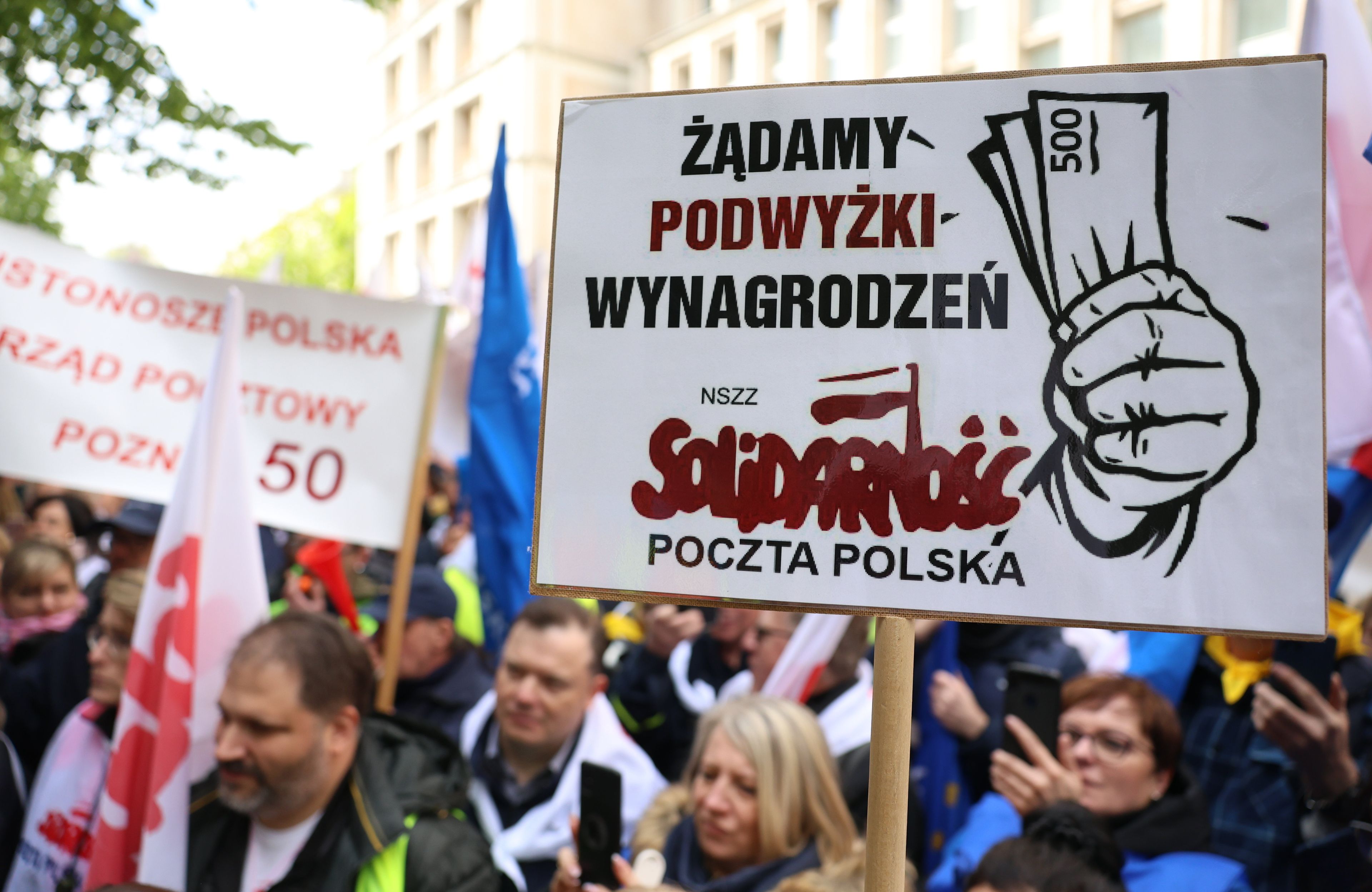 Protest pracowników Poczty przed Ministerstwem Aktywów Panstwowych
