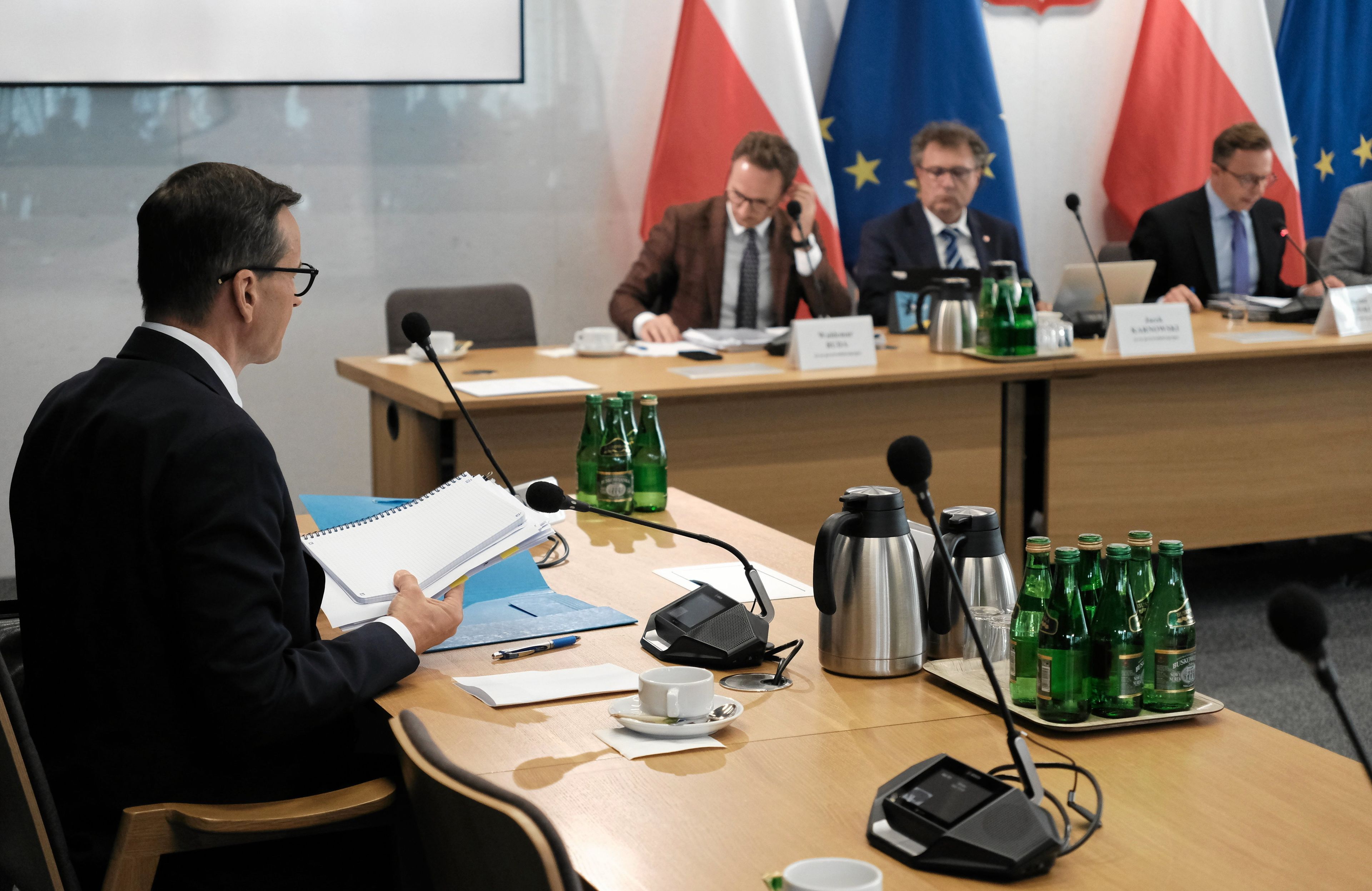 mateusz Morawiecki zeznaje przed komisją śledczą