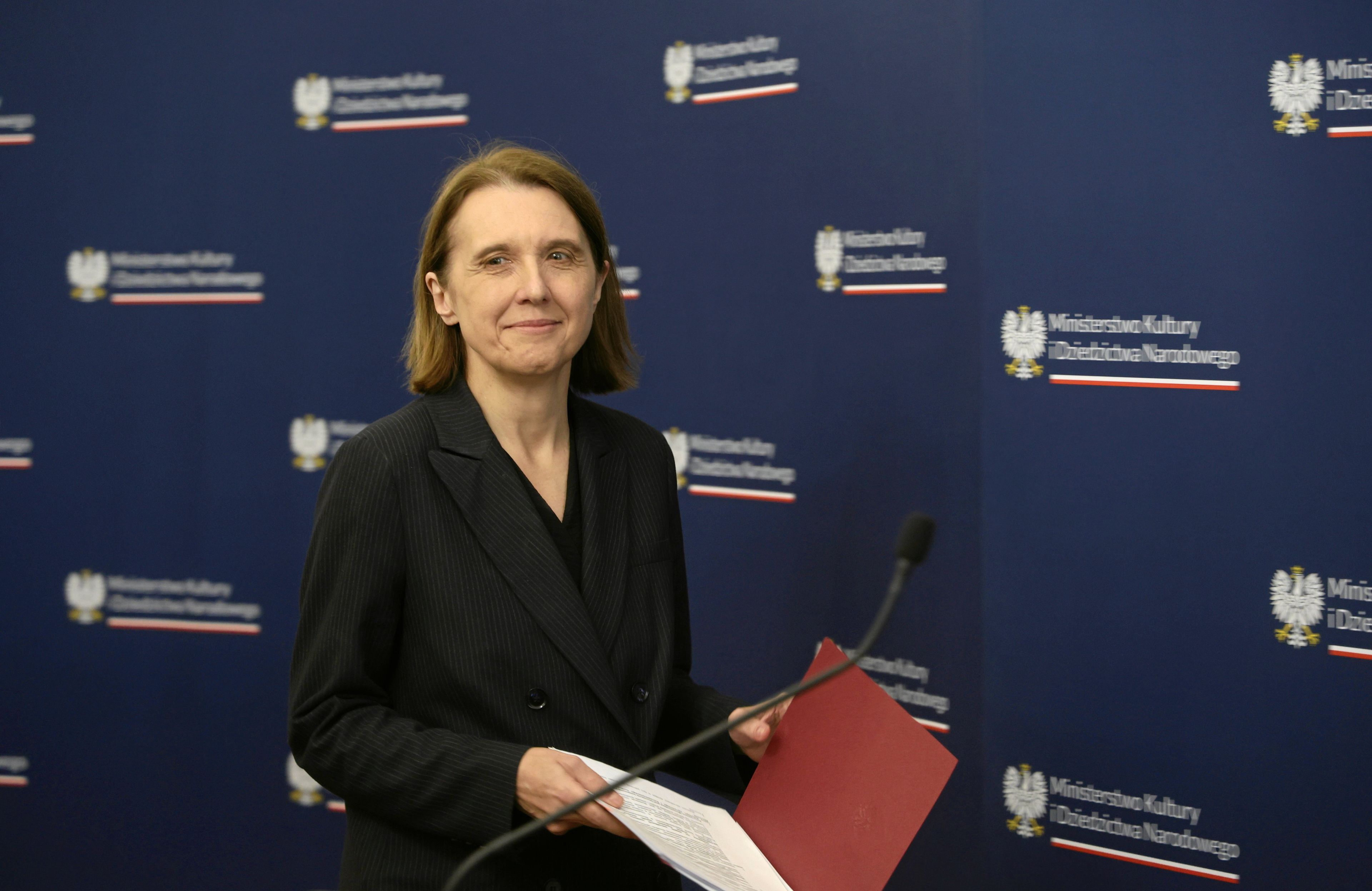 Hana Wróblewska na konferencji prasowej w Ministerstwie Kultury
