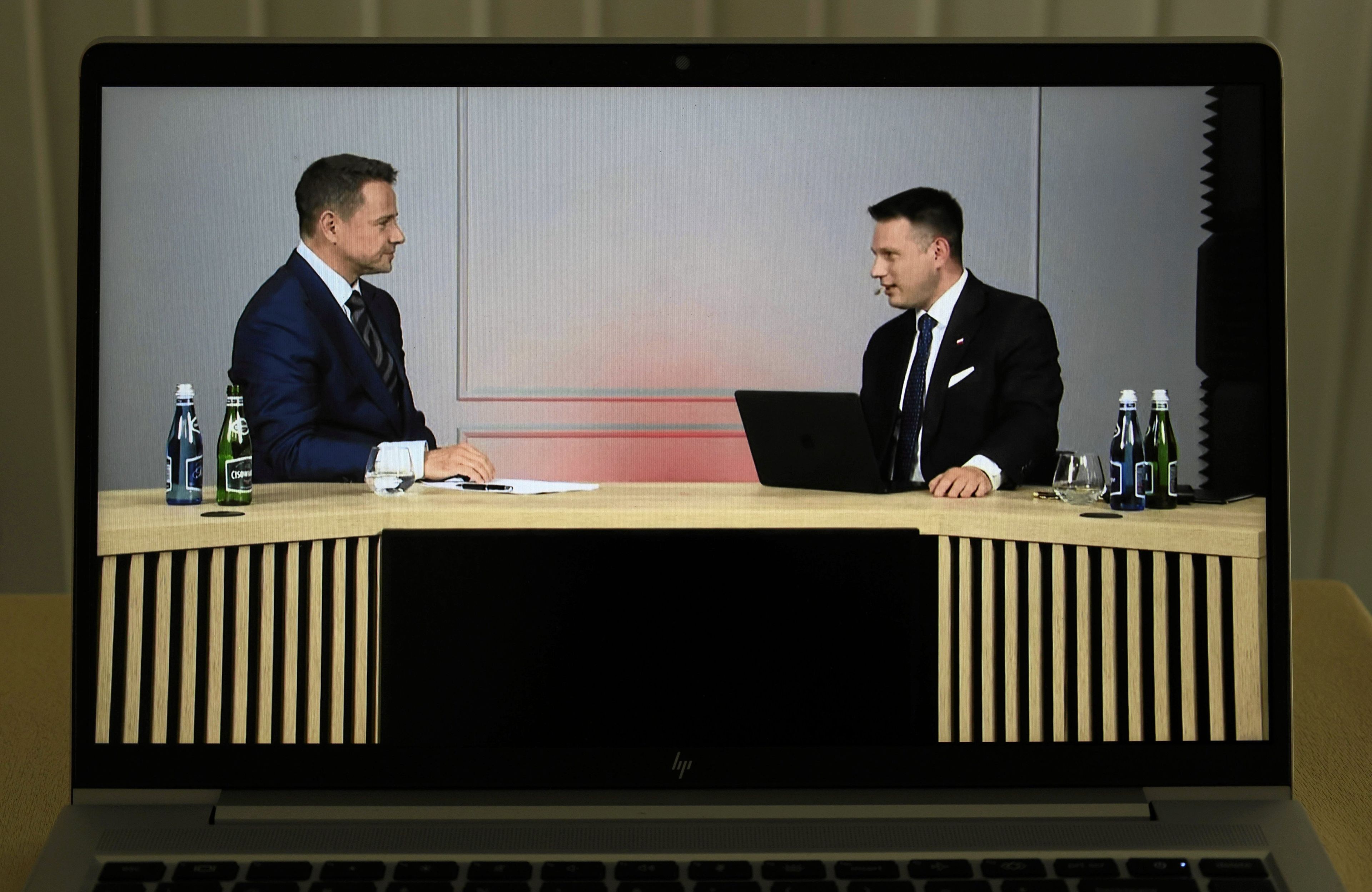 Rafał Trzaskowski (po lewej) i Sławomir Mentzen (po prawej)