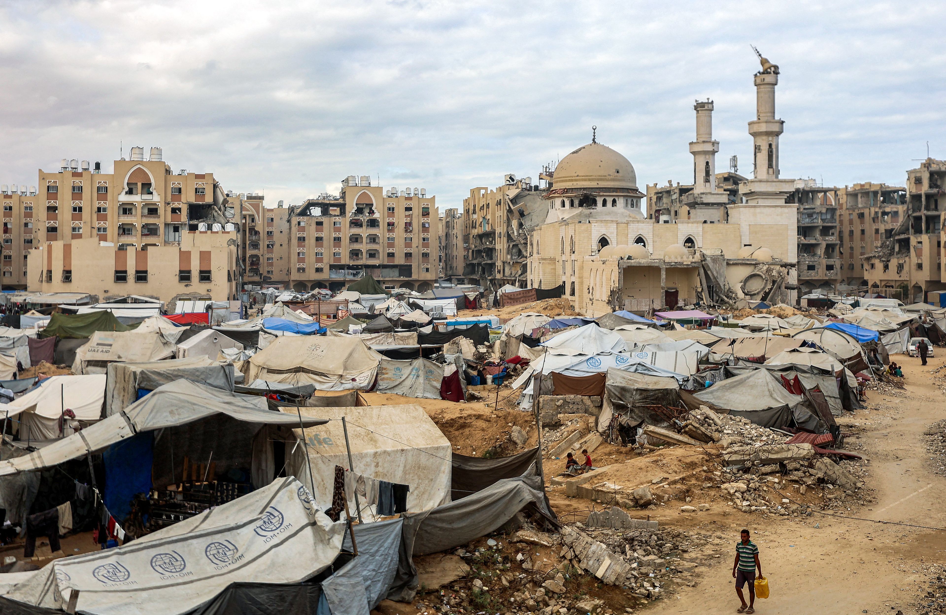 PALESTINIAN-ISRAEL-CONFLICT-GAZA-DISPLACED