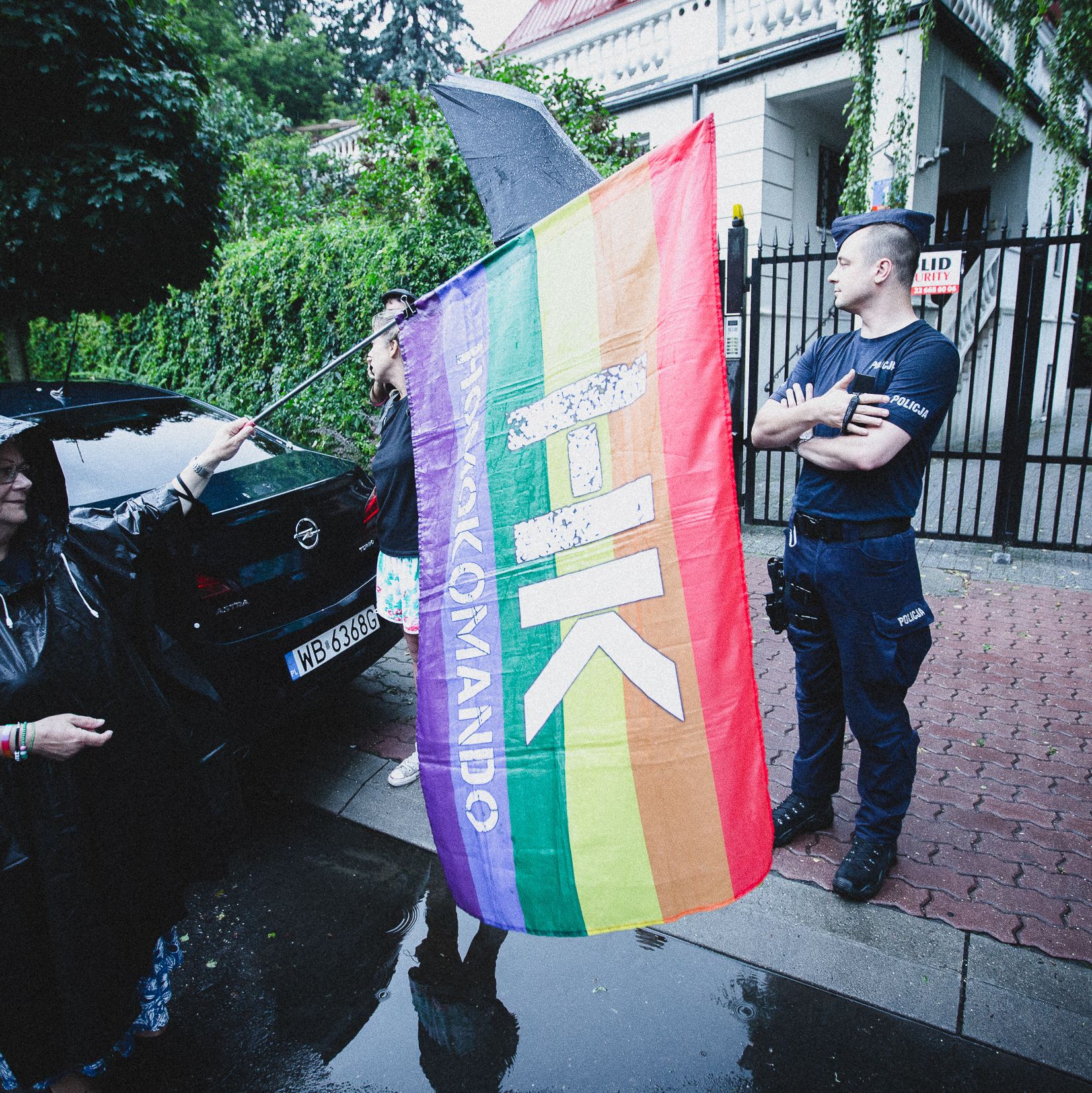 Warszawa, 08.07.2021. Solidarność z osobami LGBT w Gruzji - demonstracja