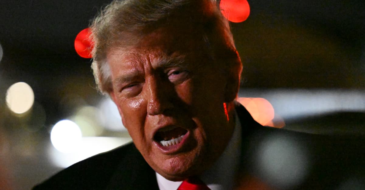 Trump nie jest pierwszy. USA regularnie ingerują w politykę innych państw