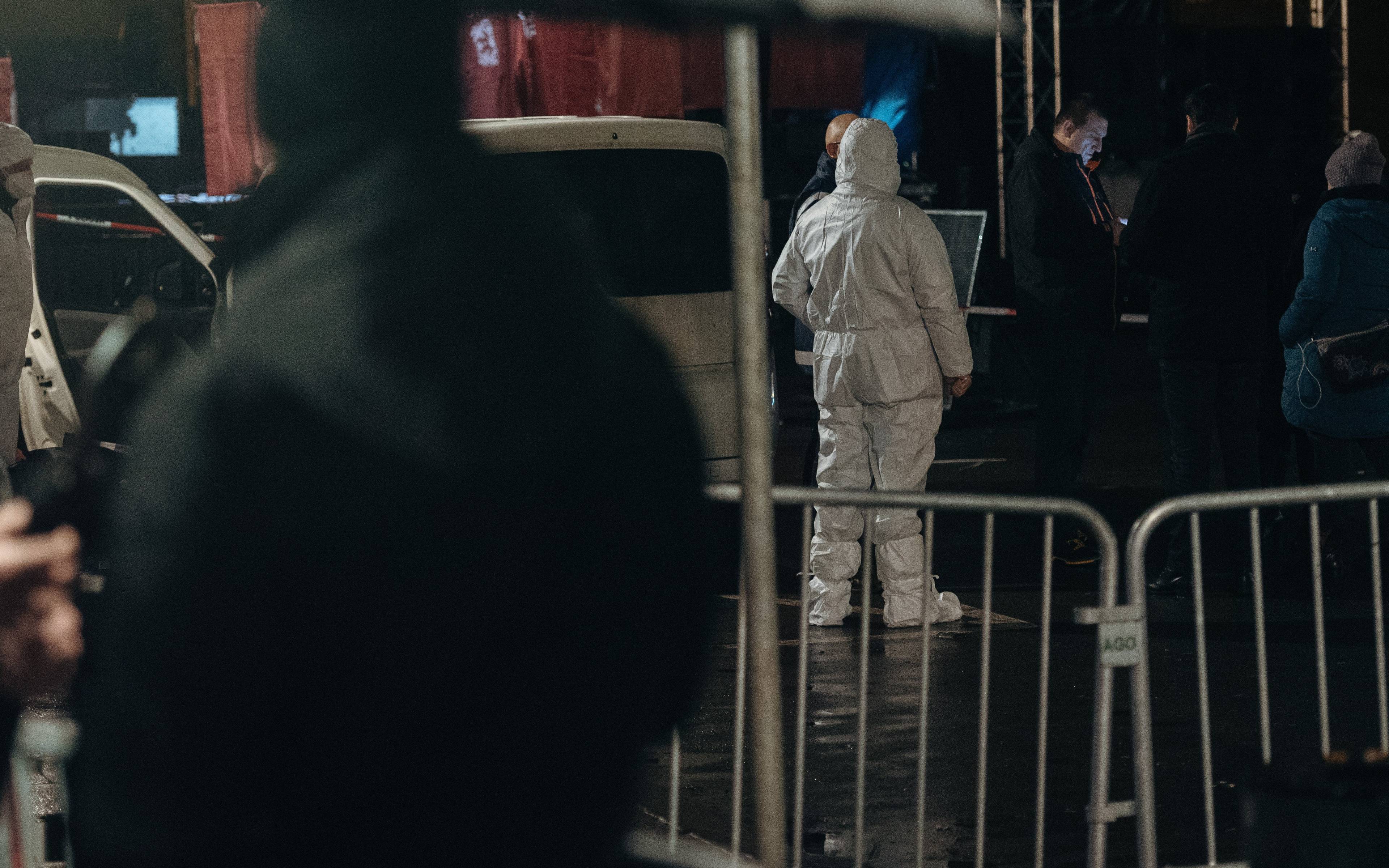 13.01.2019 Gdansk , Targ Weglowy . Miejsce ataku zabezpieczone przez policje . Pracuja technicy .
Fot. Bartosz Banka / Agencja Gazeta