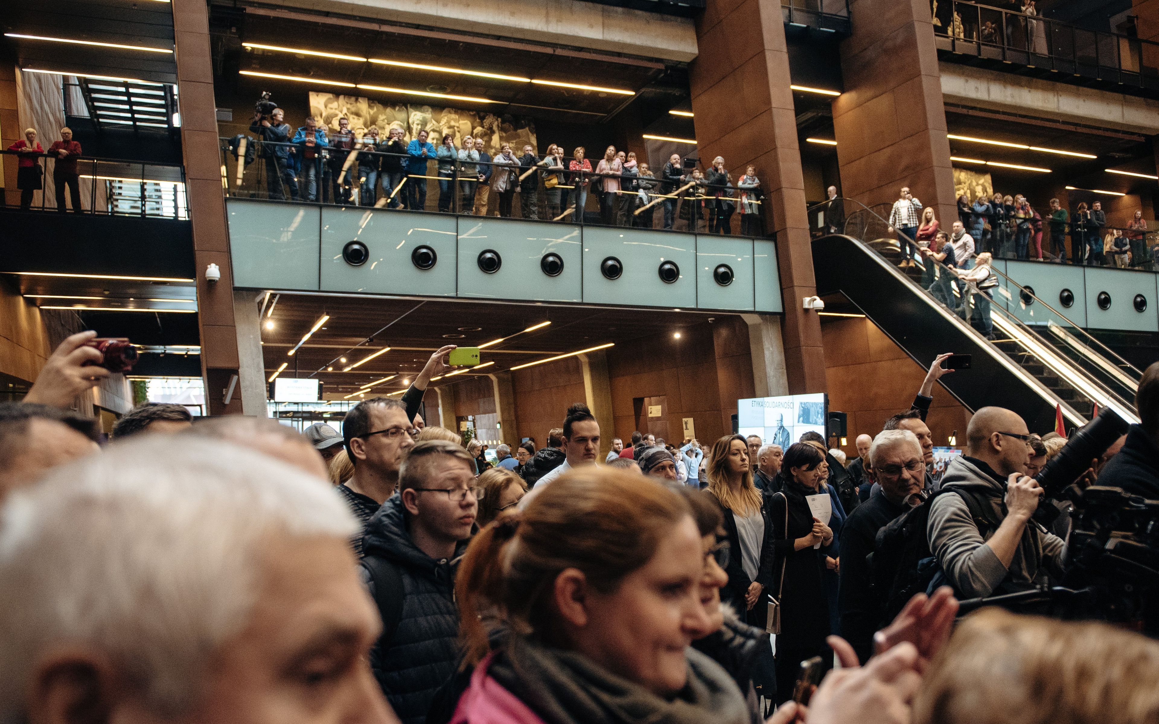 02.02.2019 Gdansk , ul . Plac Solidarnosci . Europejskie Centrum Solidarnosci . Konferencja prasowa po specjalnym posiedzeniu Rady ECS w zwiazku z propozycja Ministerstwa Kultury i Dziedzictwa Narodowego . W konferencji uczestniczyli czlonkowie Rady ECS : m.in. : Bogdan Lis , Bogdan Borusewicz , Wladyslaw Frasyniuk , Jacek Tylor, Basil Kerski , Jan Kozlowski , Aleksandra Dulkiewicz . Fot. Bartosz Banka / Agencja Gazeta