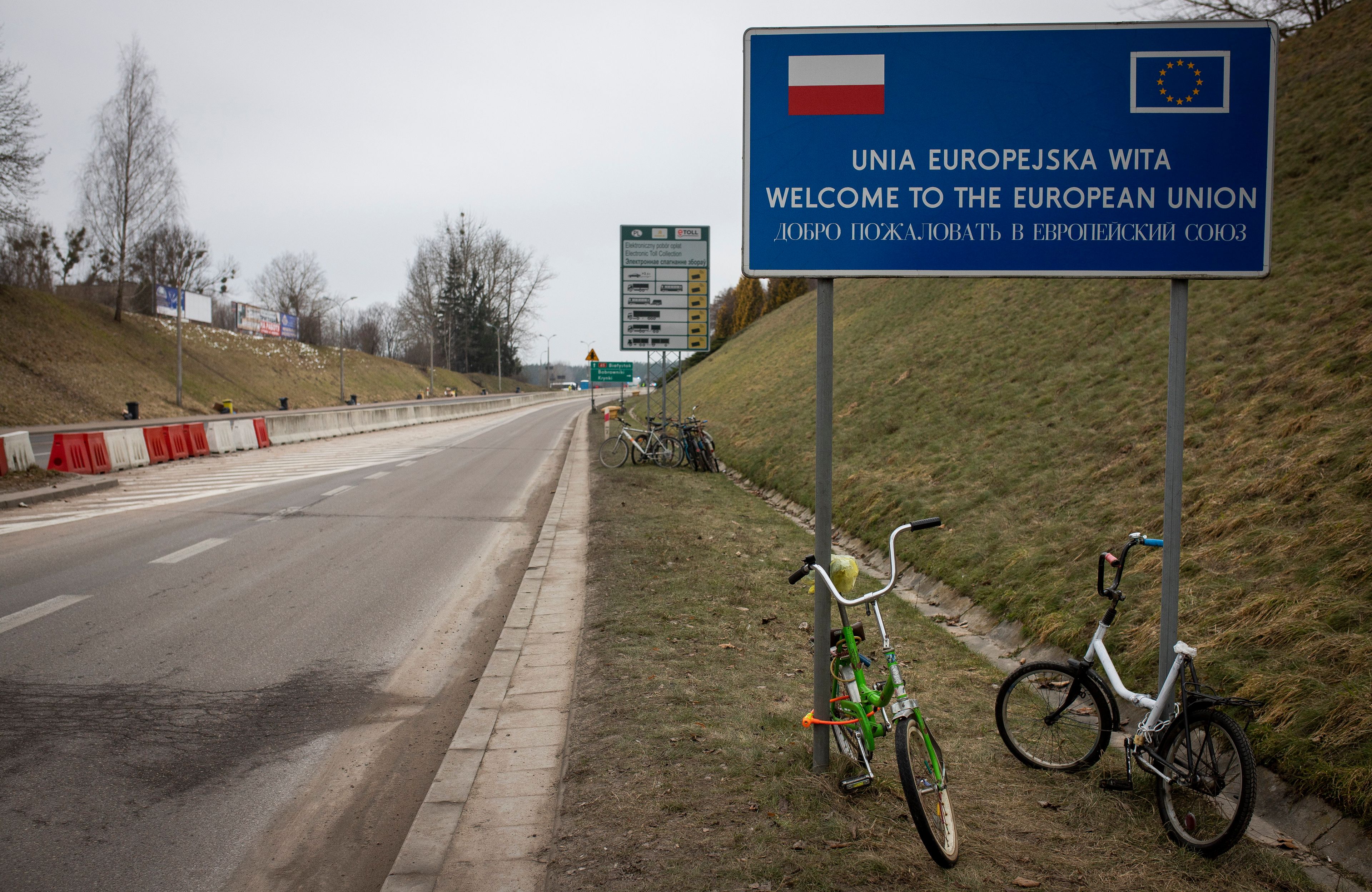 Zamkniecie przejscia granicznego z Bialorusia w Bobrownikach