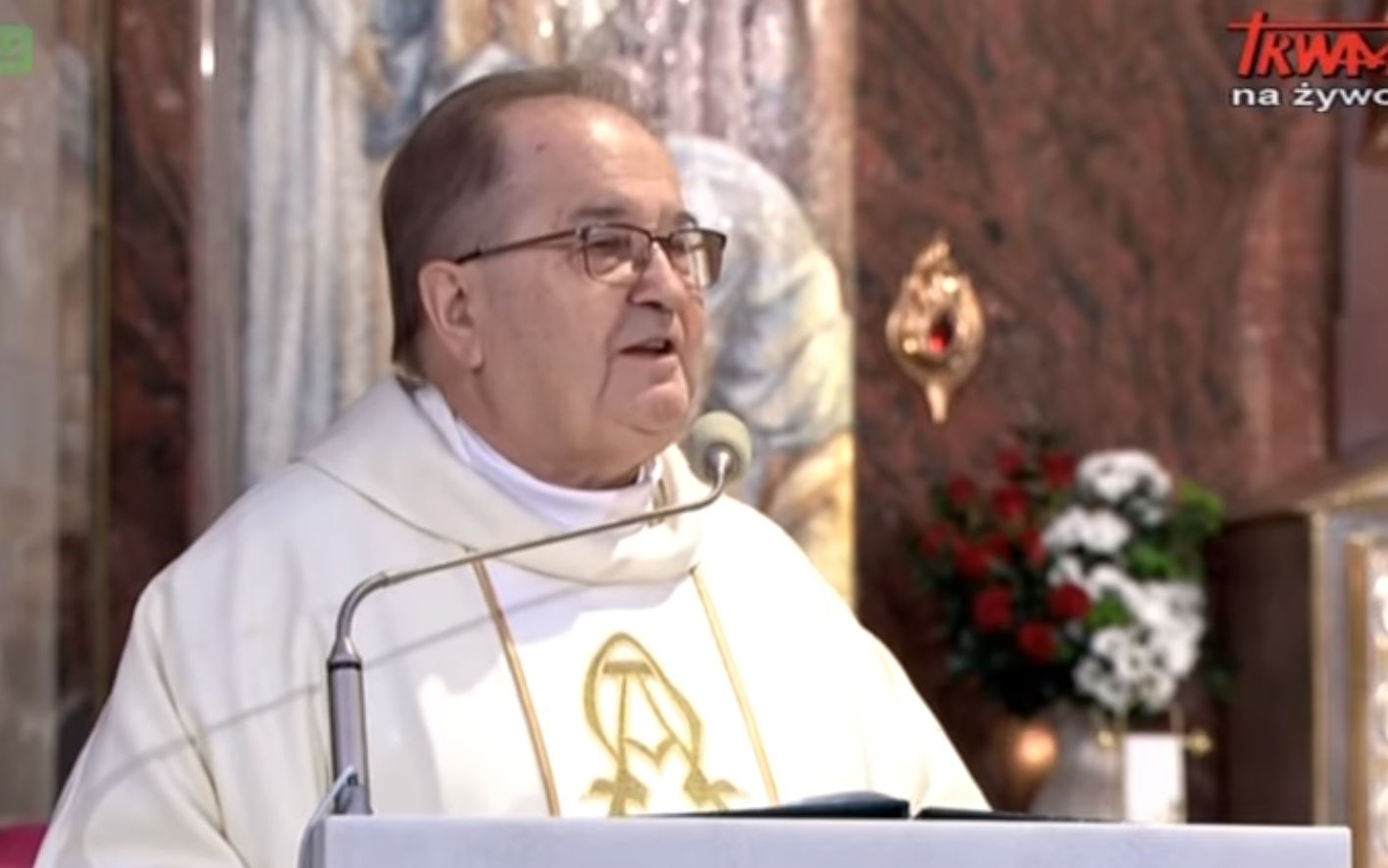 Grafika do artykułu Rydzyk broni bp. Janiaka kryjącego pedofilów: "Współczesny męczennik". Biskupi bez maseczek