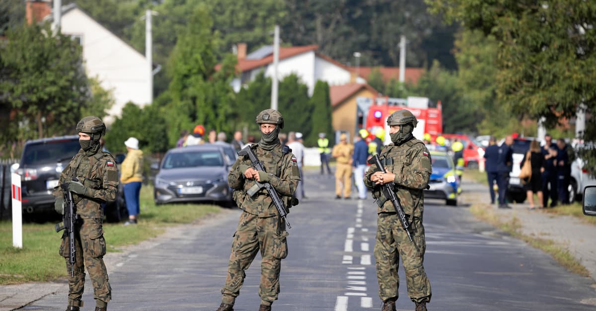 Dom w Wyrykach. Czy władze ukrywały, iż to była obronna rakieta? SPRAWDZAMY