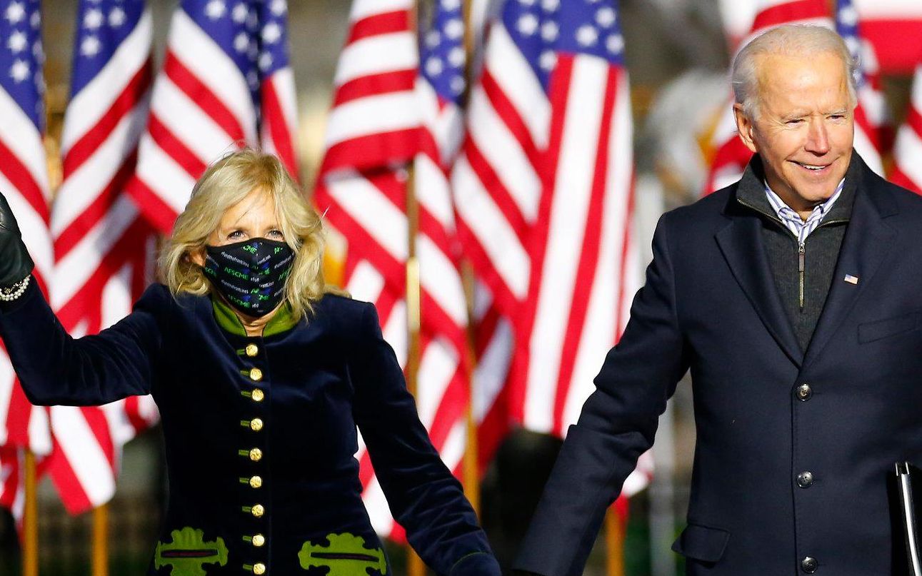 Grafika do artykułu Czy Biden poradzi sobie z popsutą amerykańską demokracją?